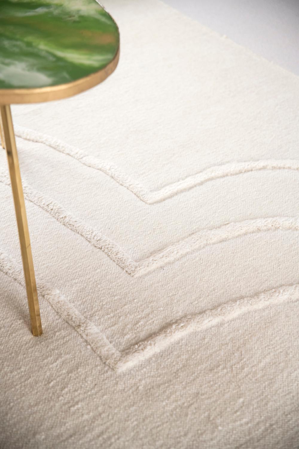 Moderner flachgewebter & hochfloriger handgewebter Woll-Kilim-Teppich Bitcoin Face Ivory im Angebot 5