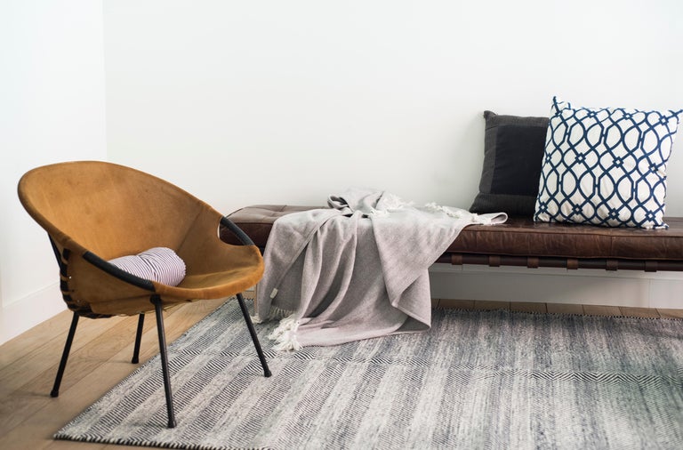 Modern Handwoven Wool Rug Paddle Dhurrie in Dark Blue and White Spike ...