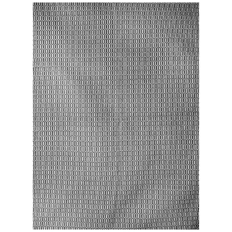 Contemporary Handwoven Wool Rug Dhurrie in Grey and White Hive Small Pattern For Sale at 1stDibs