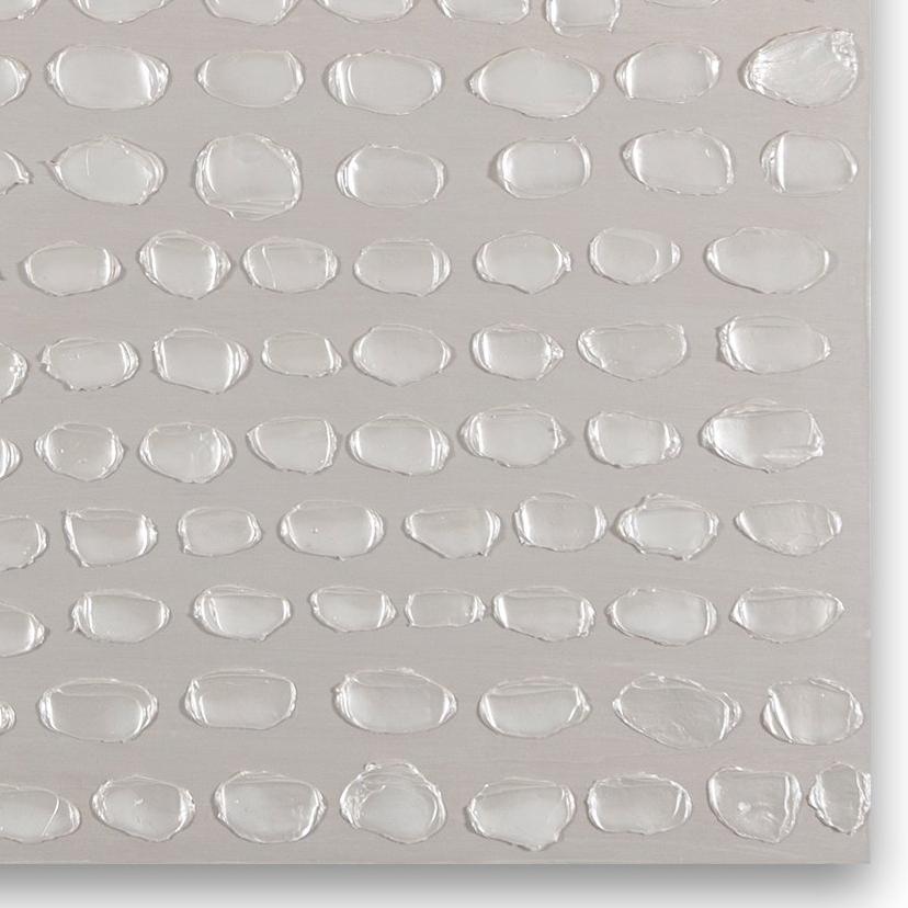 Bianco Platino Due is a piece soft and calming to the eye. Fonder's work consists largely of simplicity and texture, which this piece has a fine balance of. This piece is seen as pearl and platinum with many beautiful details.

Artist