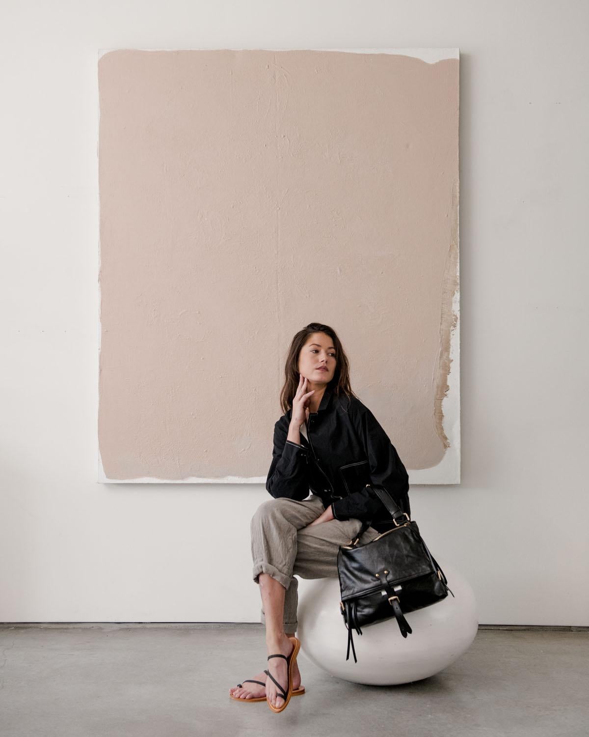 Kim Fonder
INCLINAISON TITANE MAT
médias mixtes
72.00 X 60.00 in
$7,500.00