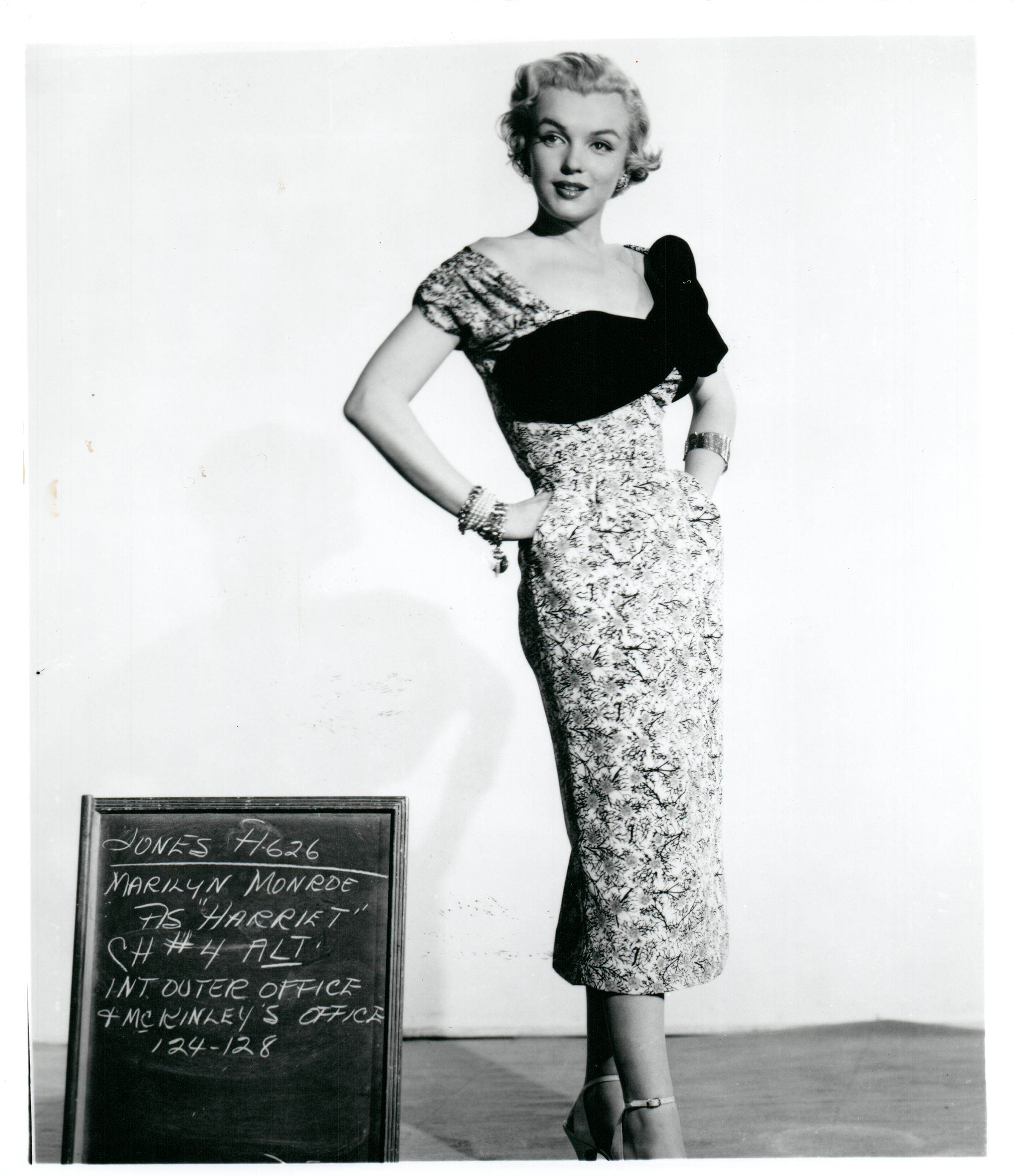 Portrait Photograph di Kim Goodwin - Marilyn Monroe in As Young As You Feel Stampa d'epoca