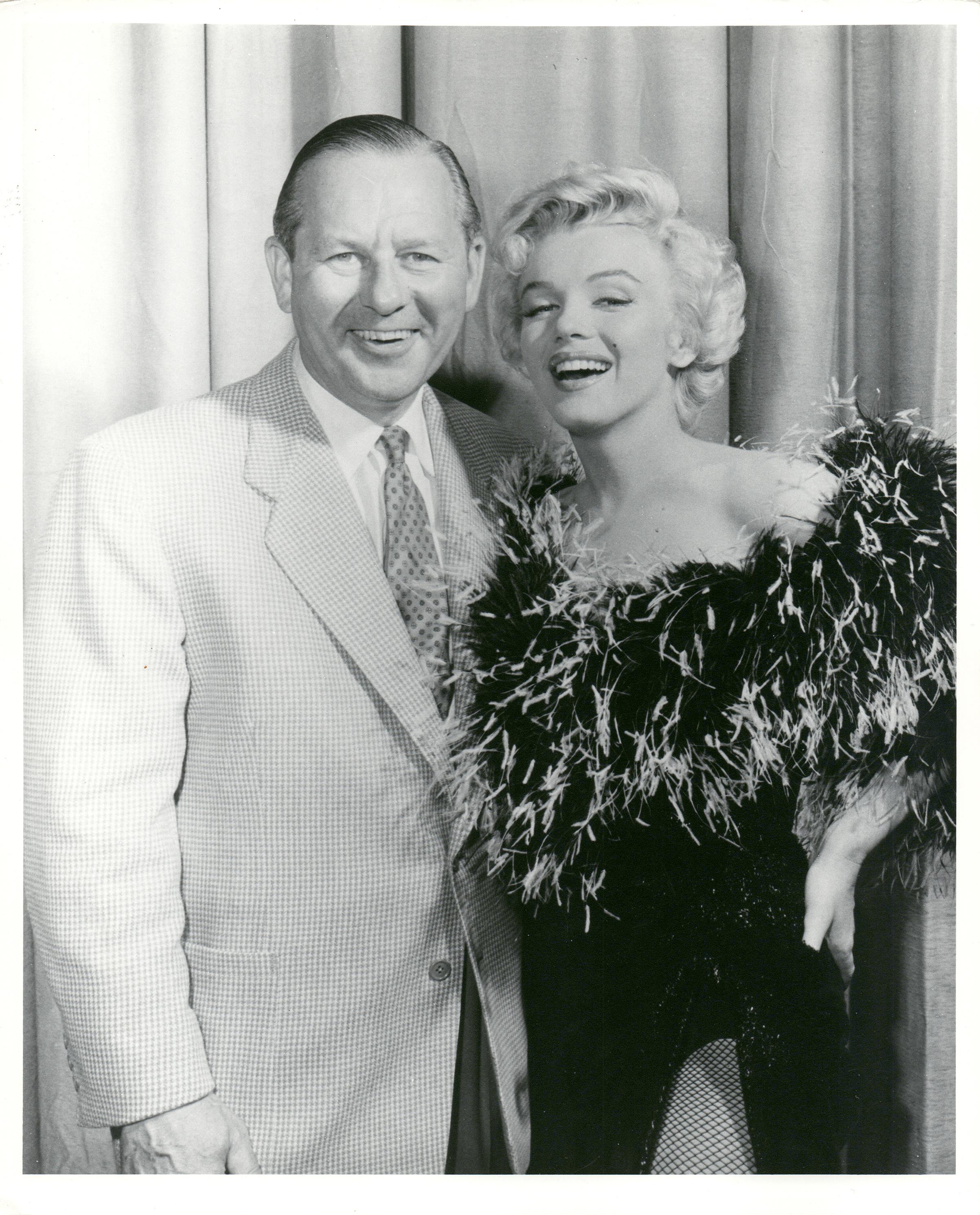 Black and White Photograph di Kim Goodwin - Marilyn Monroe con Ben Lyon Stampa d'epoca