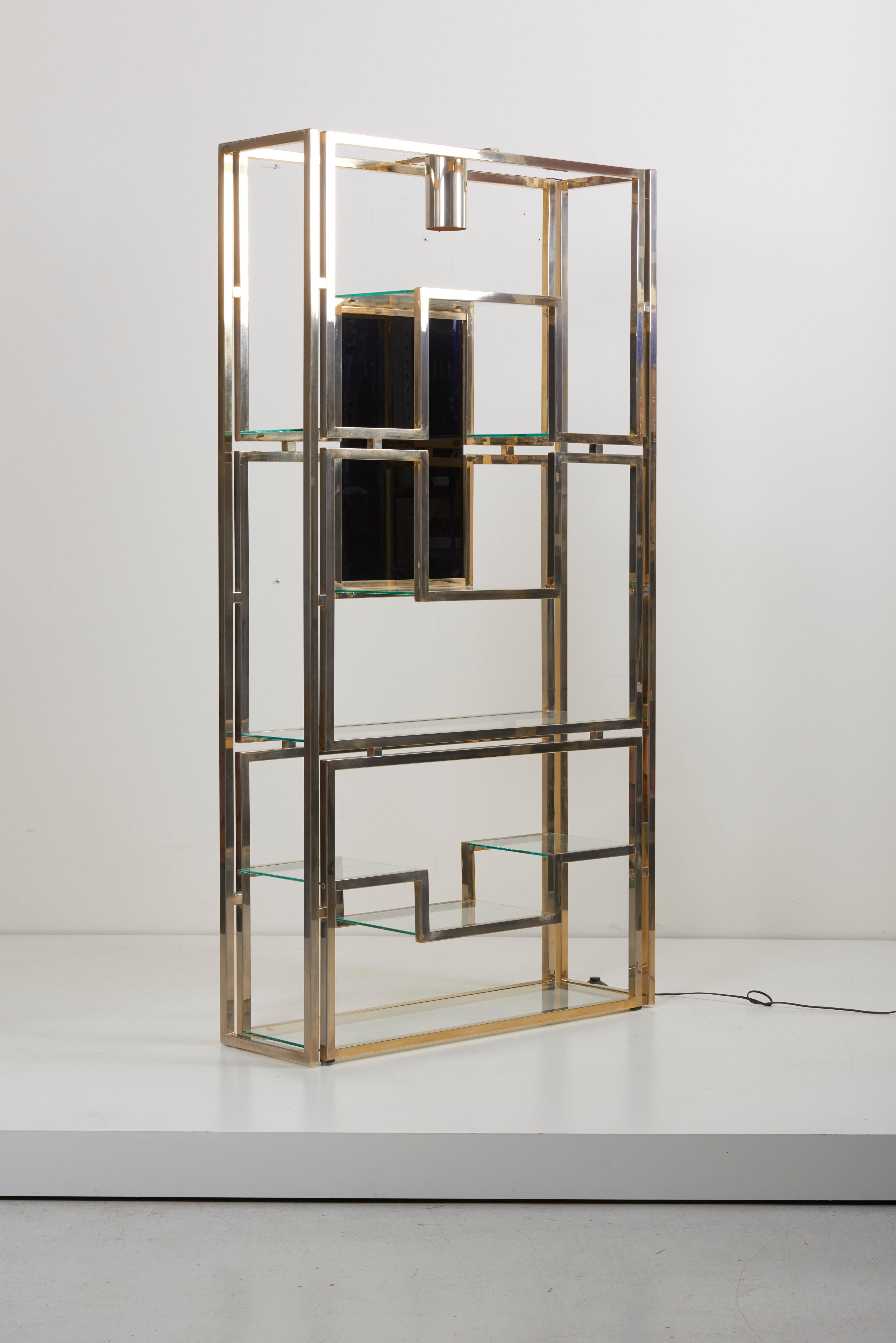 Kim Moltzer Brass, Silvered Metal and Glass Illuminated Open Display Case In Good Condition In Berlin, BE
