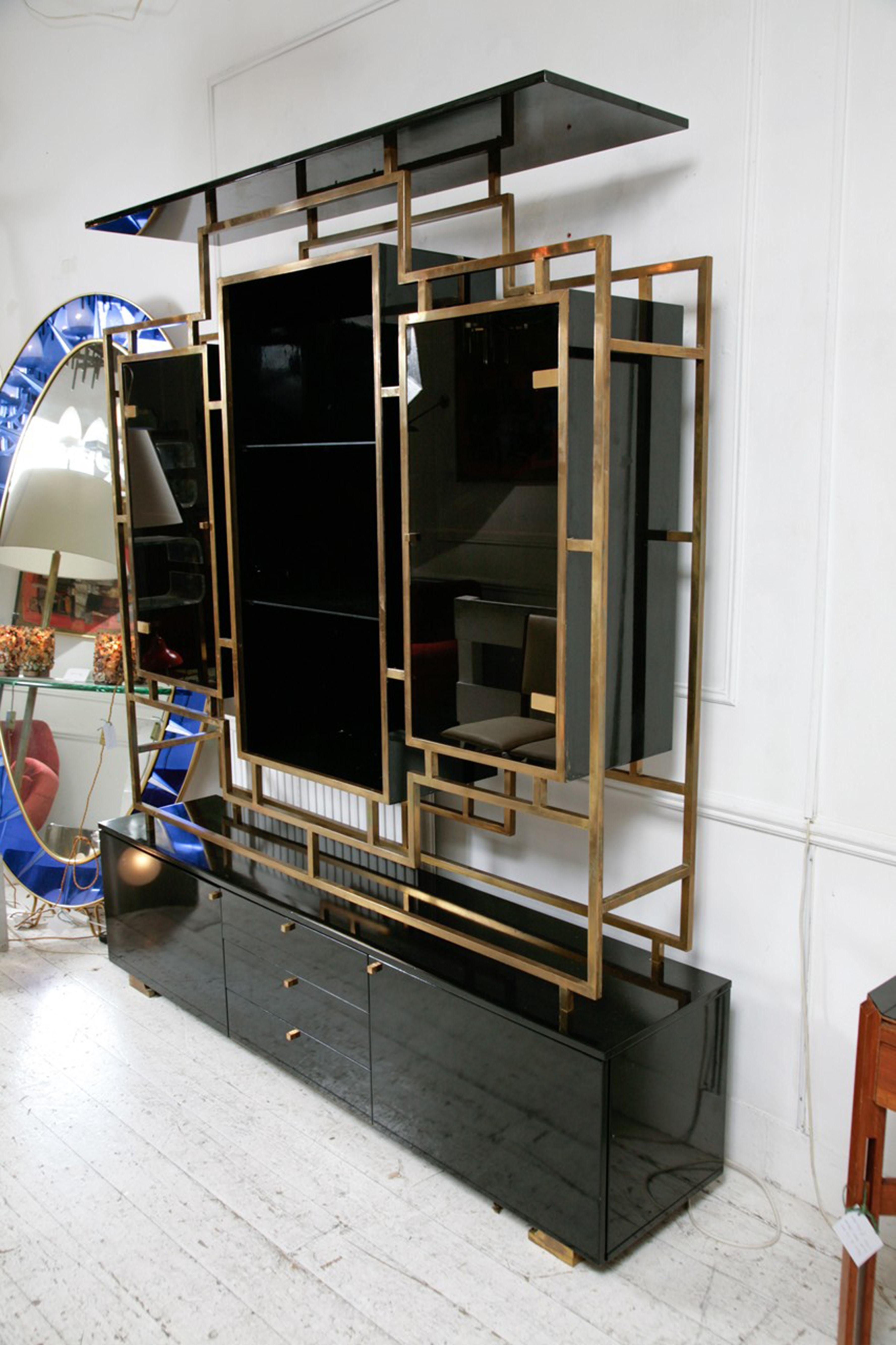 Hollywood Regency Kim Moltzer Black Lacquered, Brass Glass Display Cabinet Sideboard, 1970s Rega