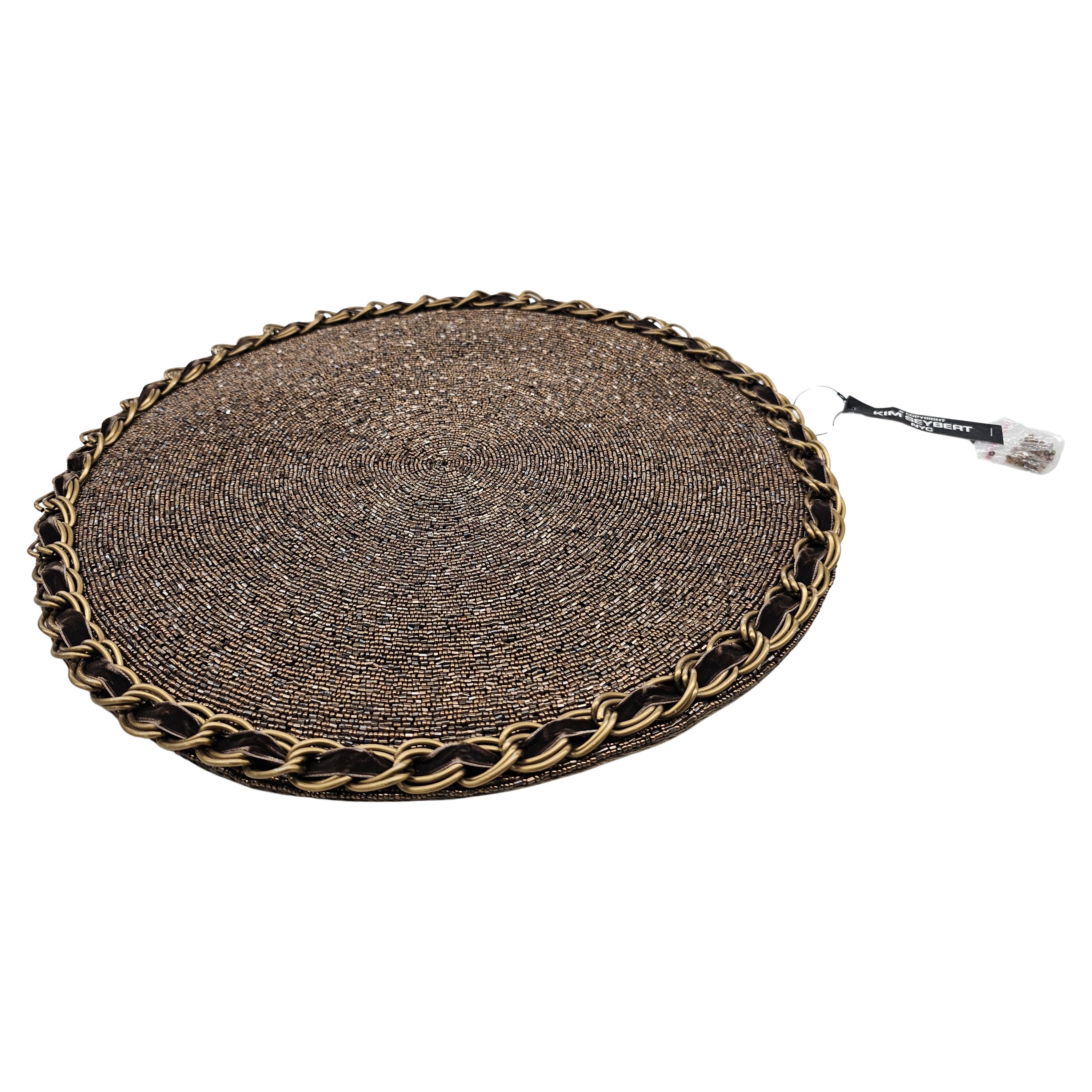 Paar Kim Seybert Luxury Hand - Glasperlen und vergoldete Kette Gallery Platzsets im Angebot