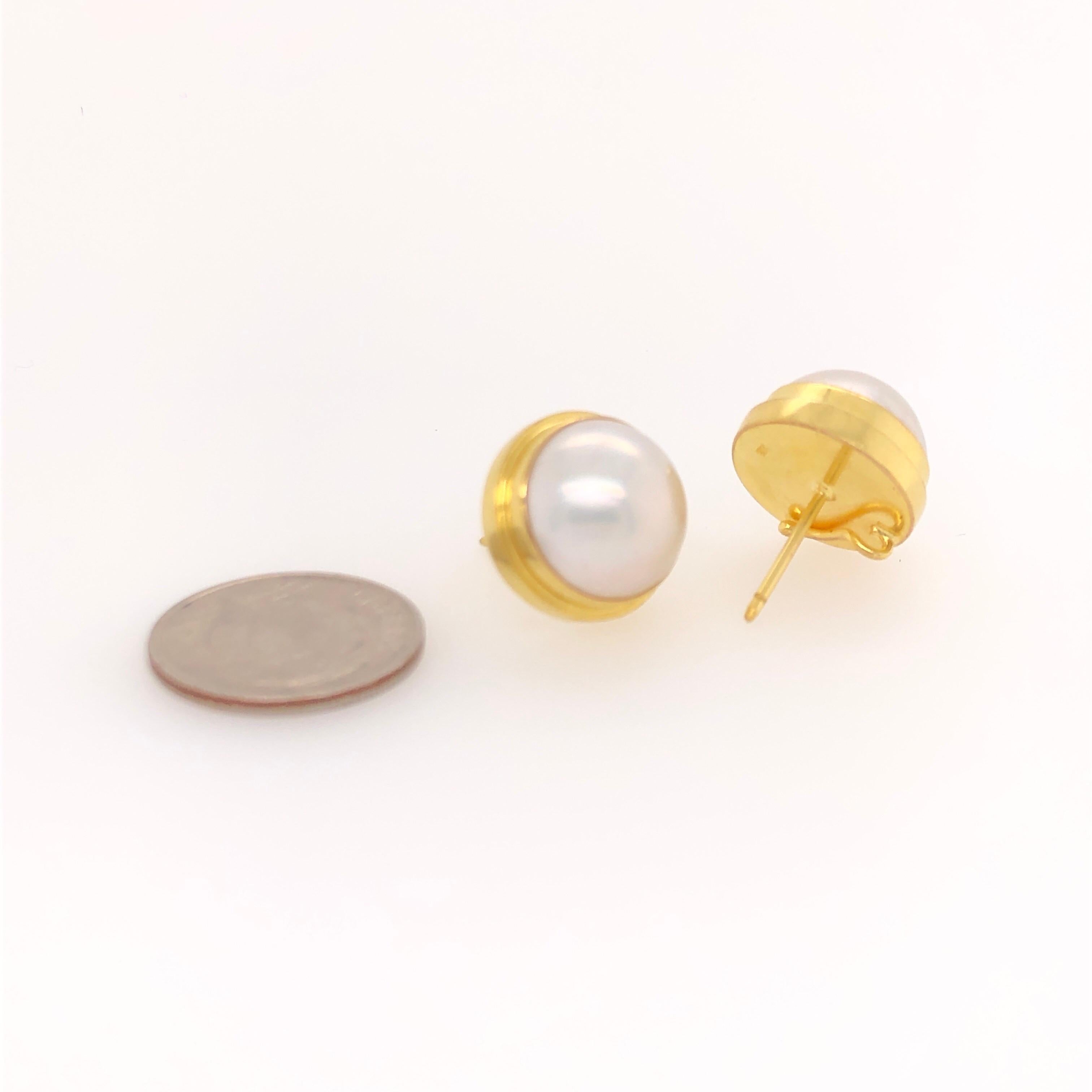 Modern Kimarie Mabe Pearl Yellow Gold Studs with Charm Hook