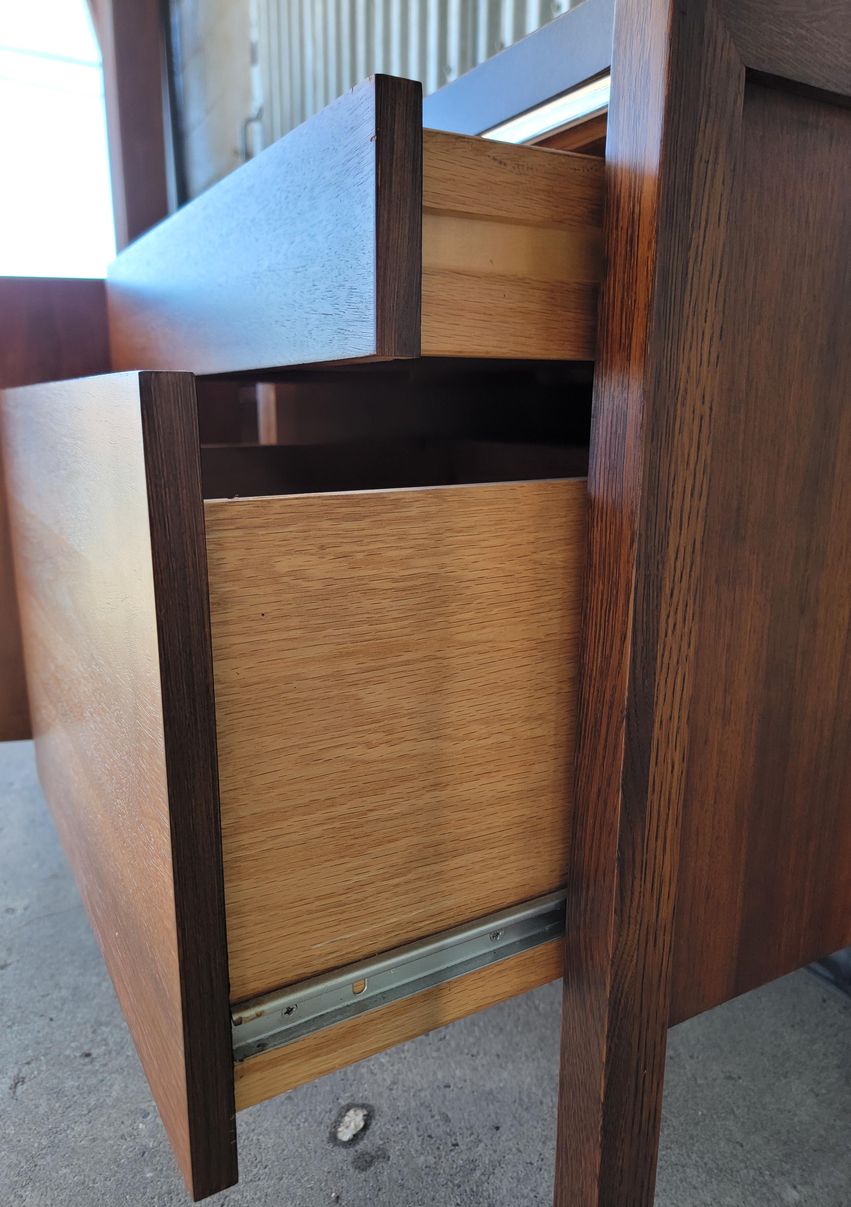 Kimball Credenza /  Office Cabinet with File Drawers In Good Condition For Sale In Fulton, CA