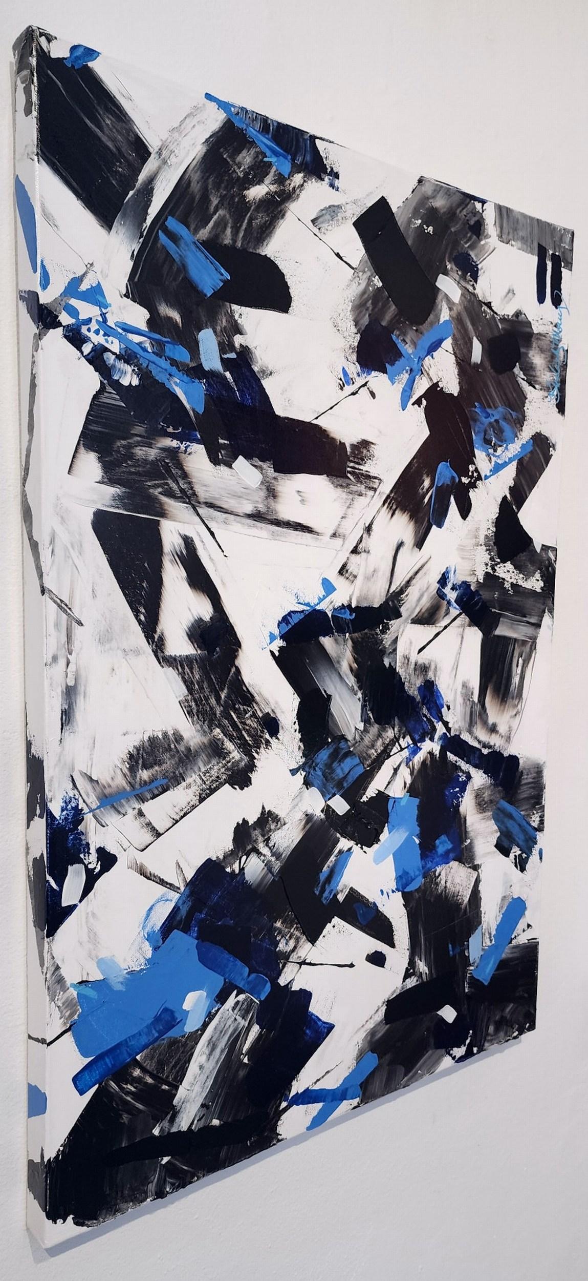 Sans titre (abstrait, noir, blanc, bleu, gestuel) - Abstrait Painting par Kimberly Marney