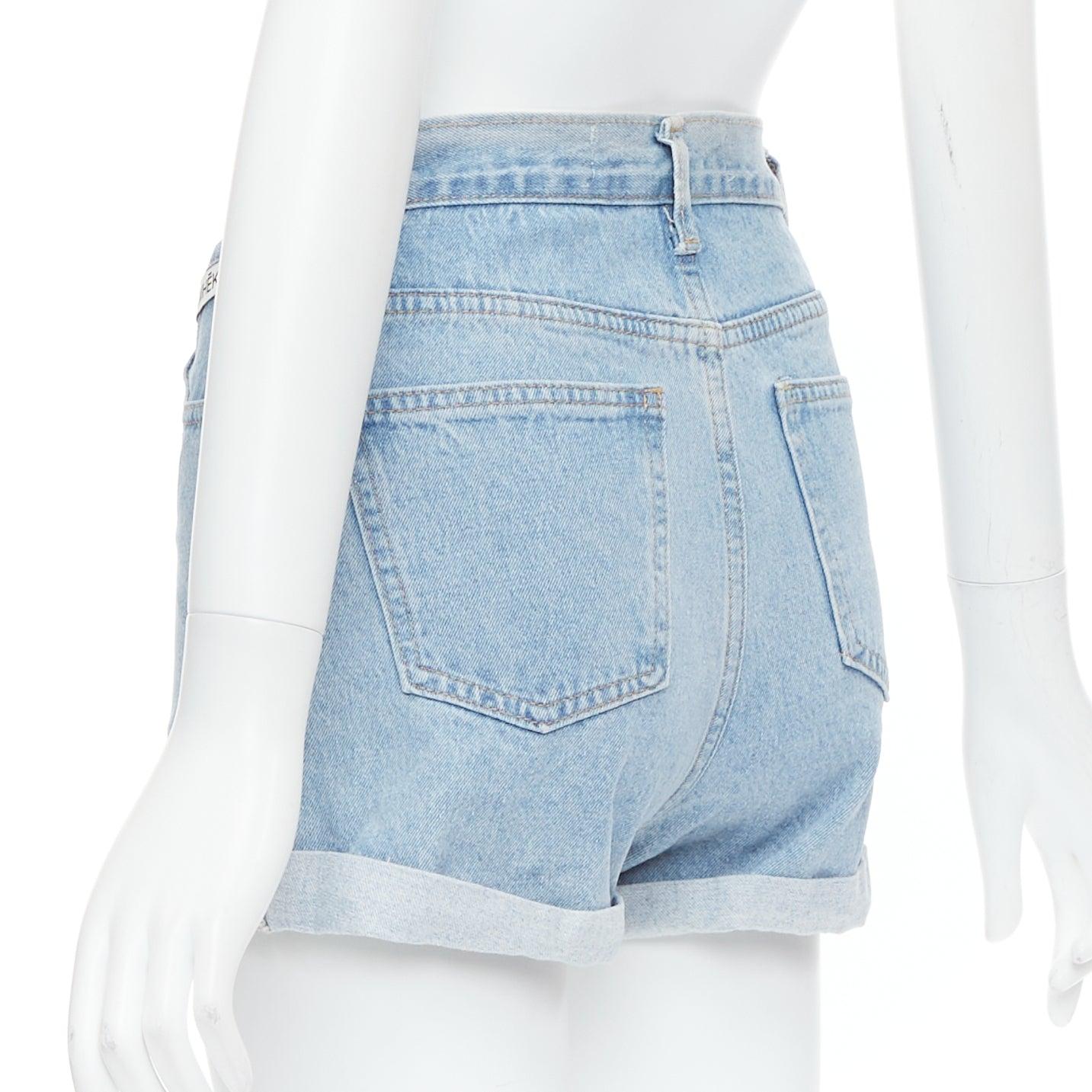 KIMHEKIM My Uniform short en denim bleu en coton à bords roulés S en vente 1