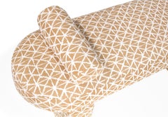 Panca Kimi - Panca contemporanea completamente imbottita con curve morbide