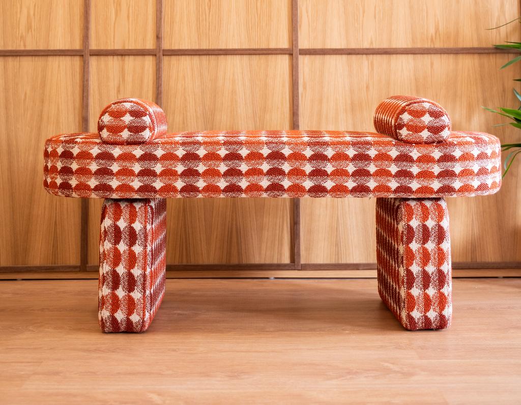 imi bench - Contemporary Upholstered Bench with Curved Silhouette 

Both functional and visually striking, the 