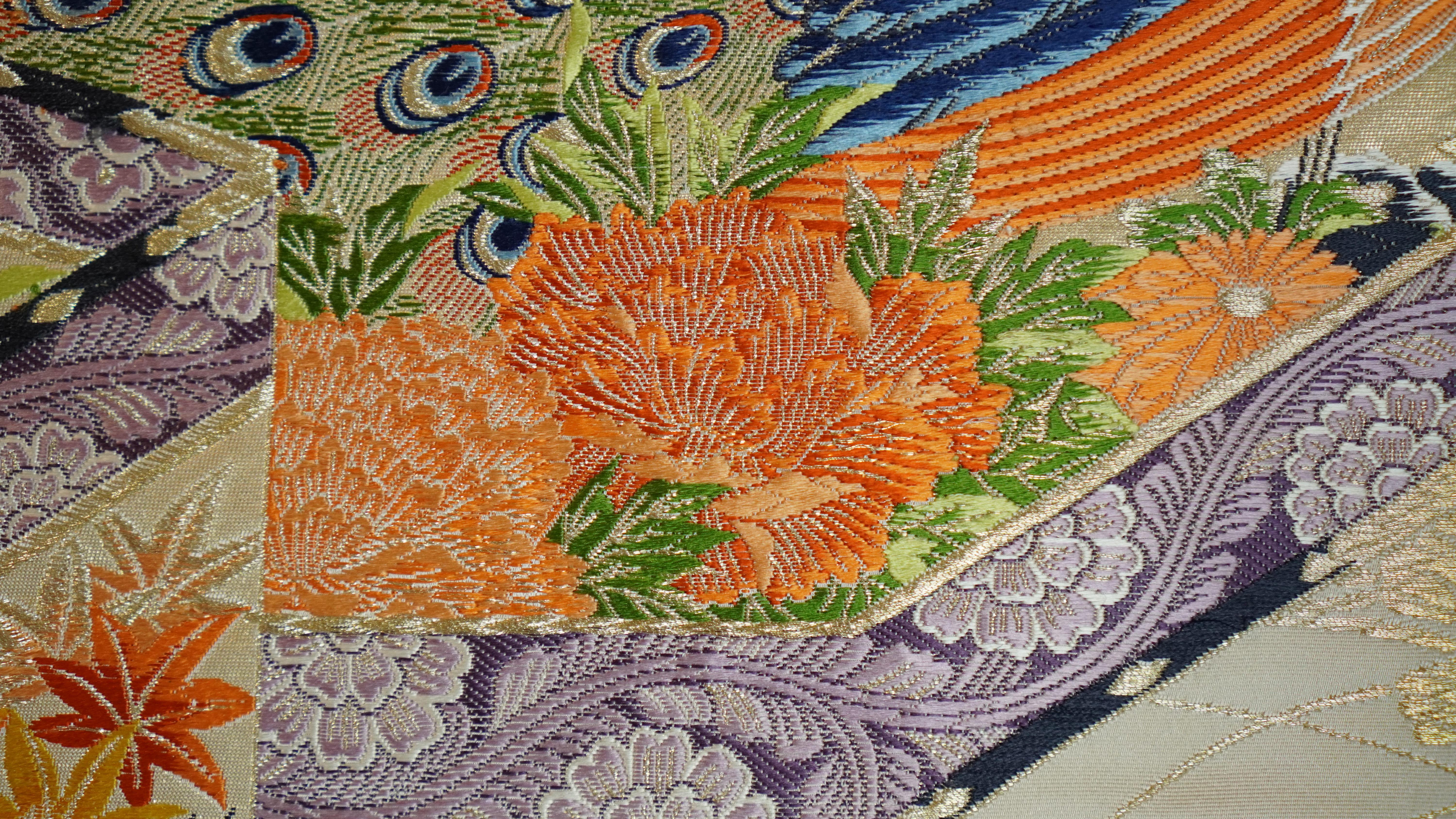 Kimono-Kunst / Japanische Kunst / Kimono-Wandteppich, „Der König der Pfaue“ im Angebot 1