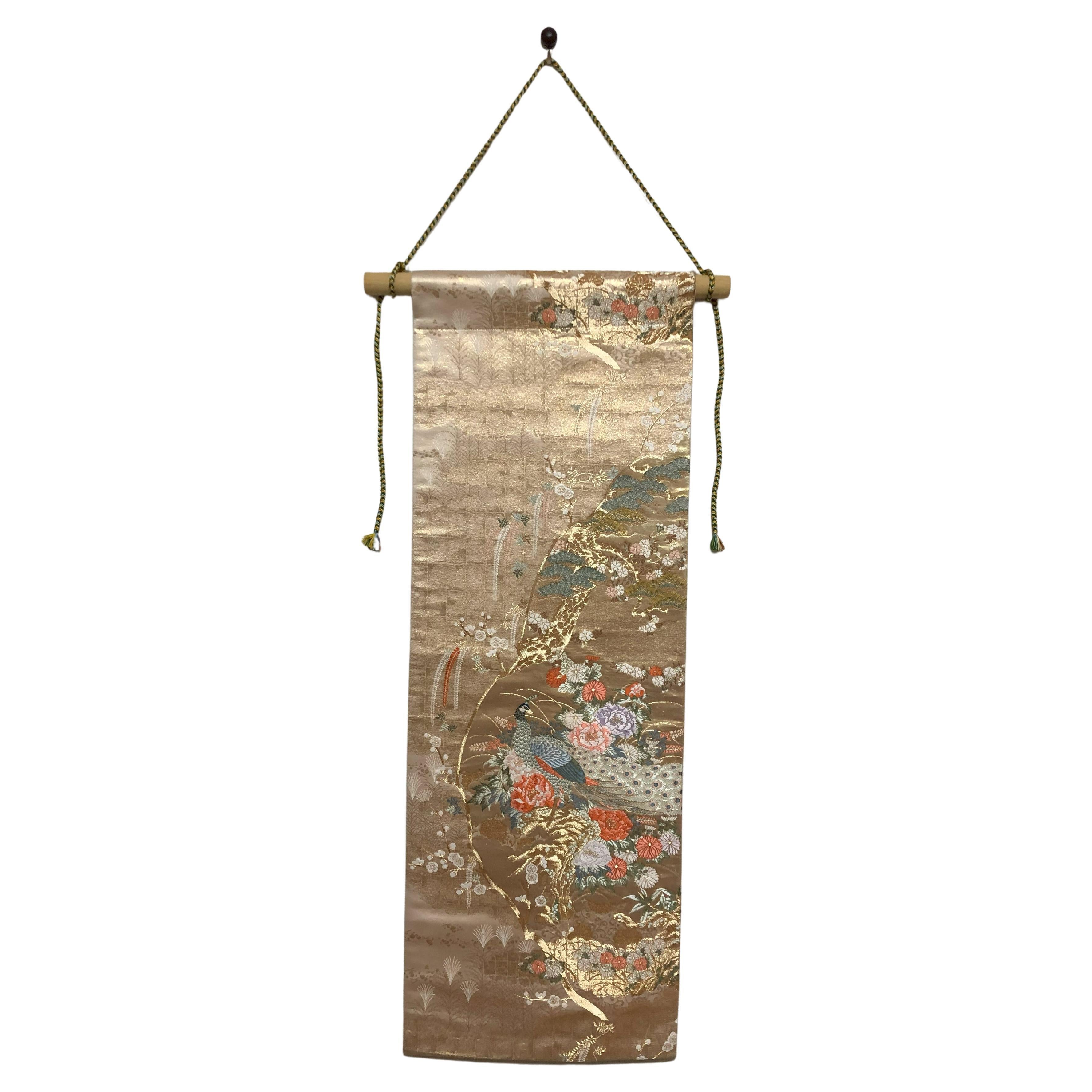 Kimono-Kunst / Japanische Kunst / Kimono-Wandteppich, „Die Königin der Pfaue“