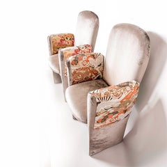 Sedia contemporanea "Kimono", velluto, seta Kimono vintage, vetro argentato, ottone