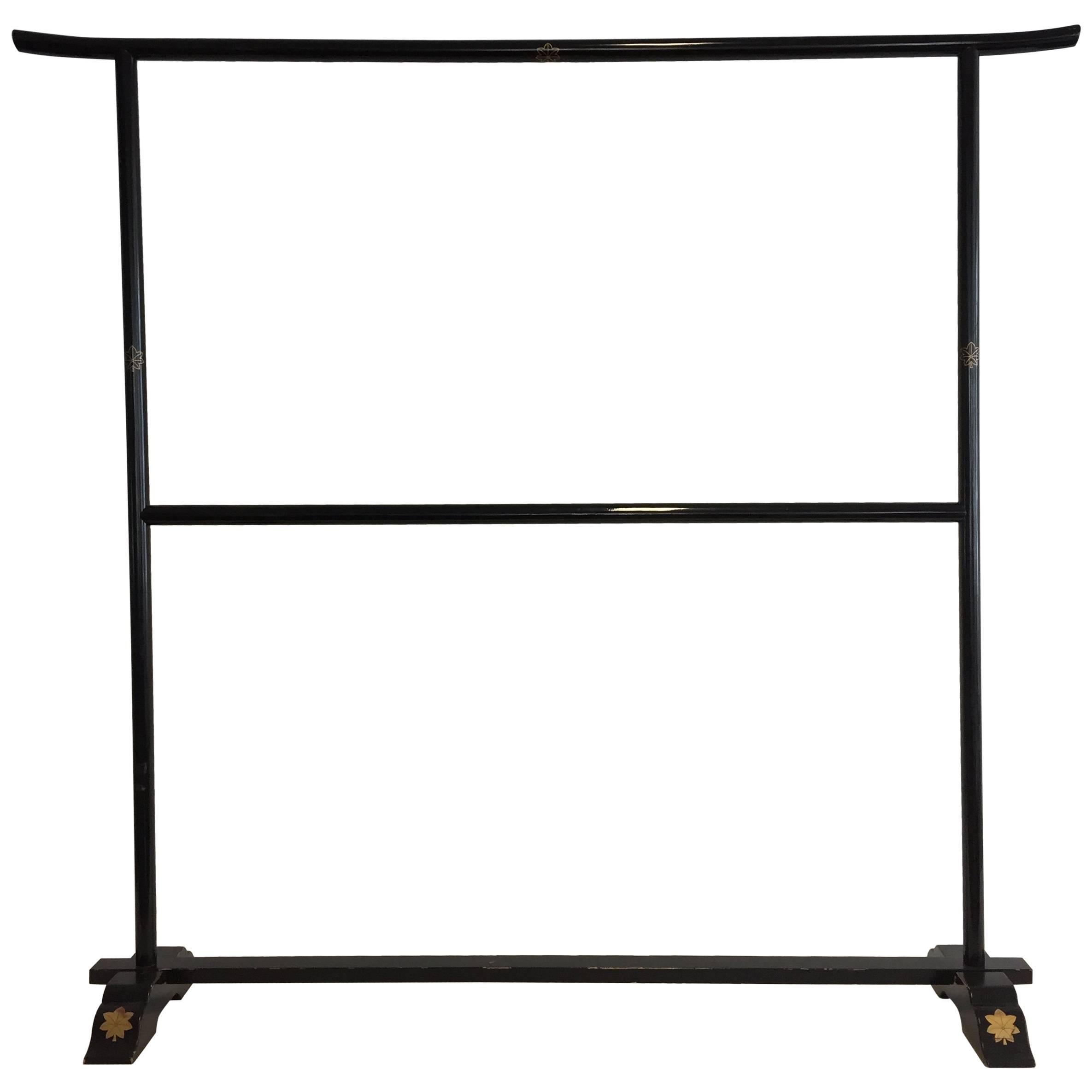 Kimono Rack Procedencia Charlotte Horstmann y Gerald Godfrey, Hong Kong en venta