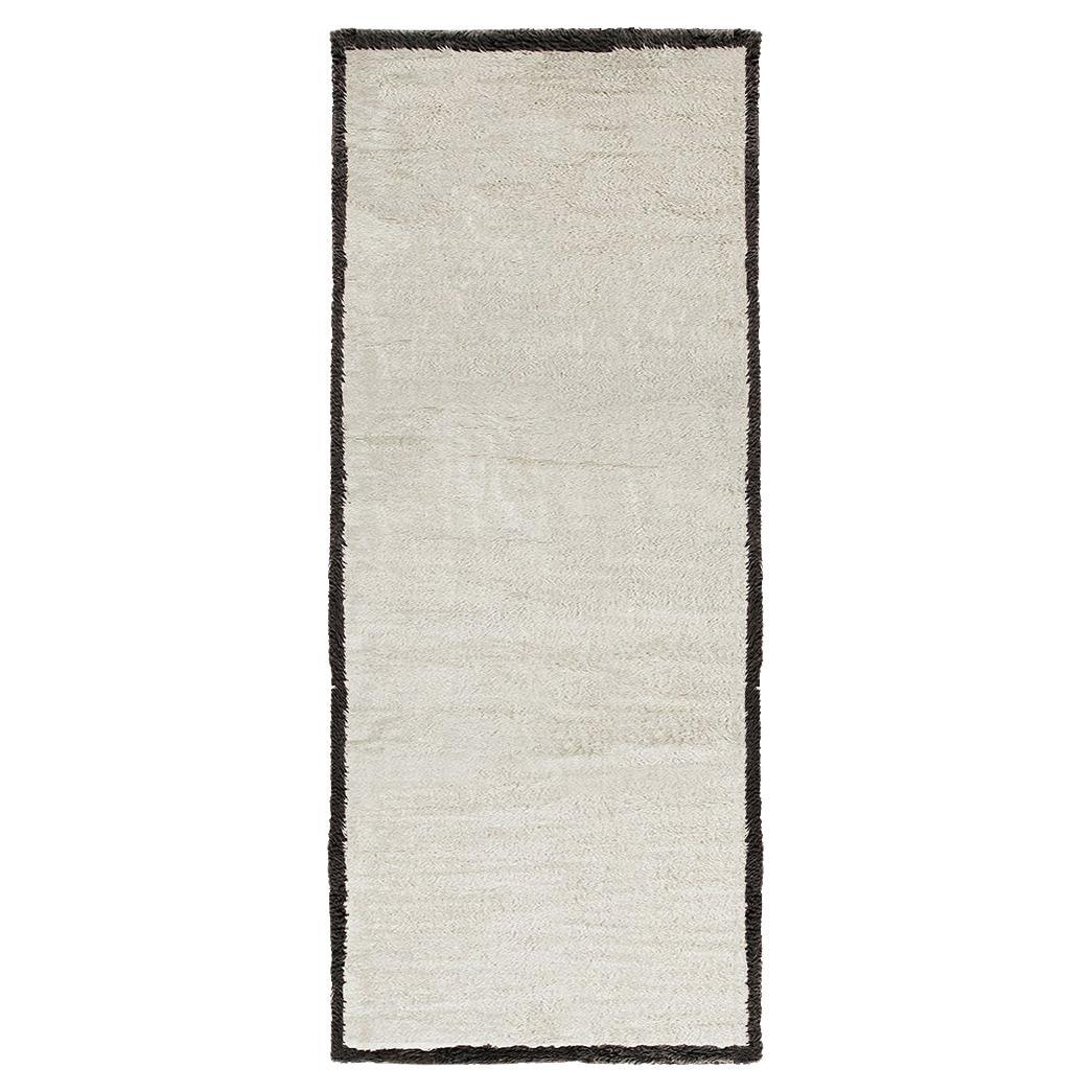 Kimoto Caru Runner Rug by Atelier Bowy C.D. For Sale