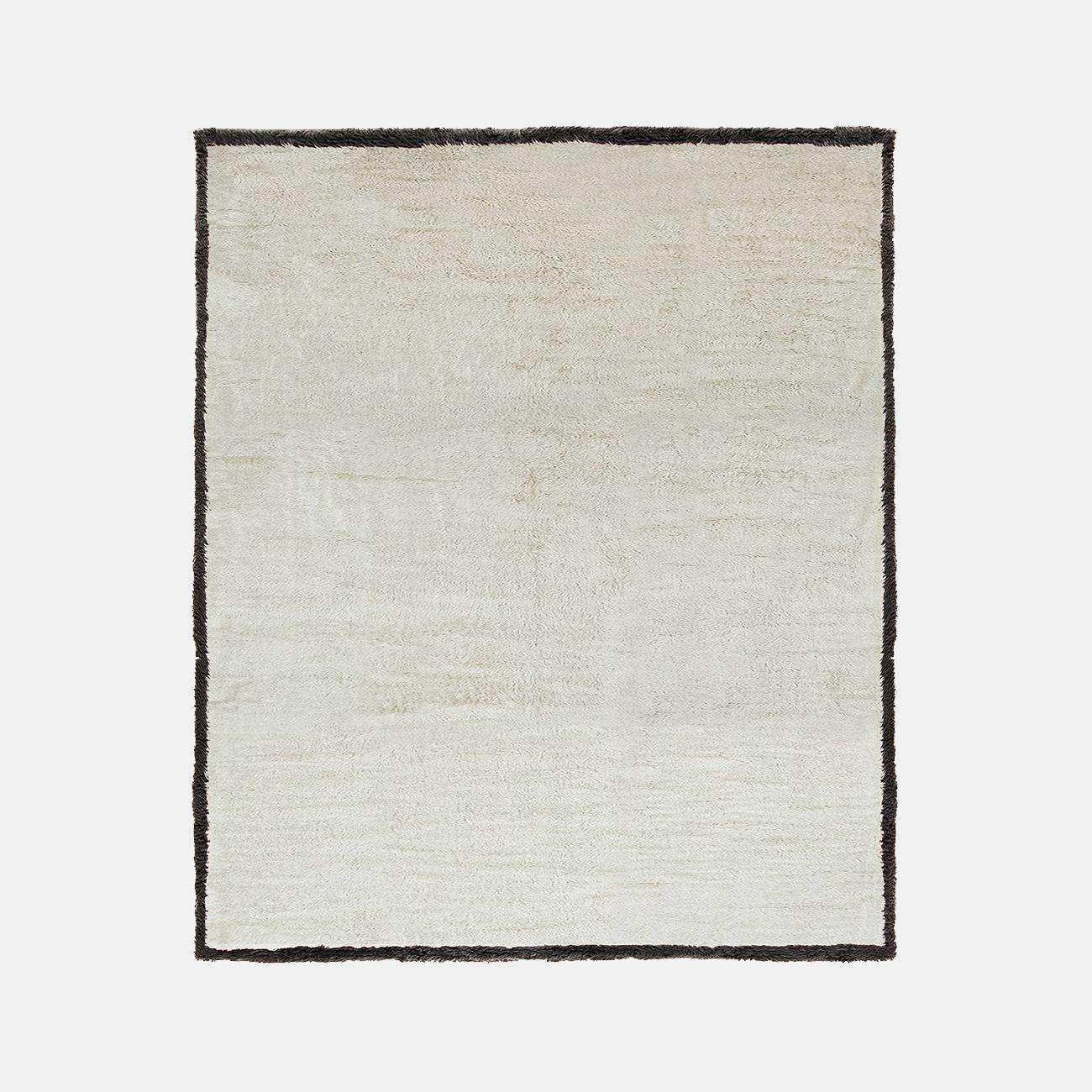 Kimoto Frame Rug by Atelier Bowy C.D.
Dimensions: W 243 x L 300 cm.
Materials: Wool, silk.

Available in Night version.
Available in D170, D200, D240, W140 x L220, W170 x L240, W210 x L300, W243 x L300 cm.

Atelier Bowy C.D. is dedicated to crafting