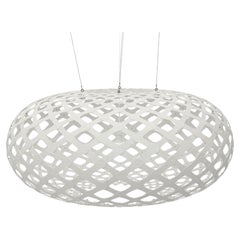 Kina 140 Pendant Lamp in 2 Sides Painted Bamboo Plywood by David Trubridge