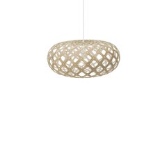 Lampada a sospensione Kina 60 in compensato di bambù verniciato su un solo lato, di David Trubridge