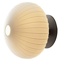 KINA Wandleuchter oder Einbaubeleuchtung aus geblasenem Glas und Bronze von Blueprint Lighting