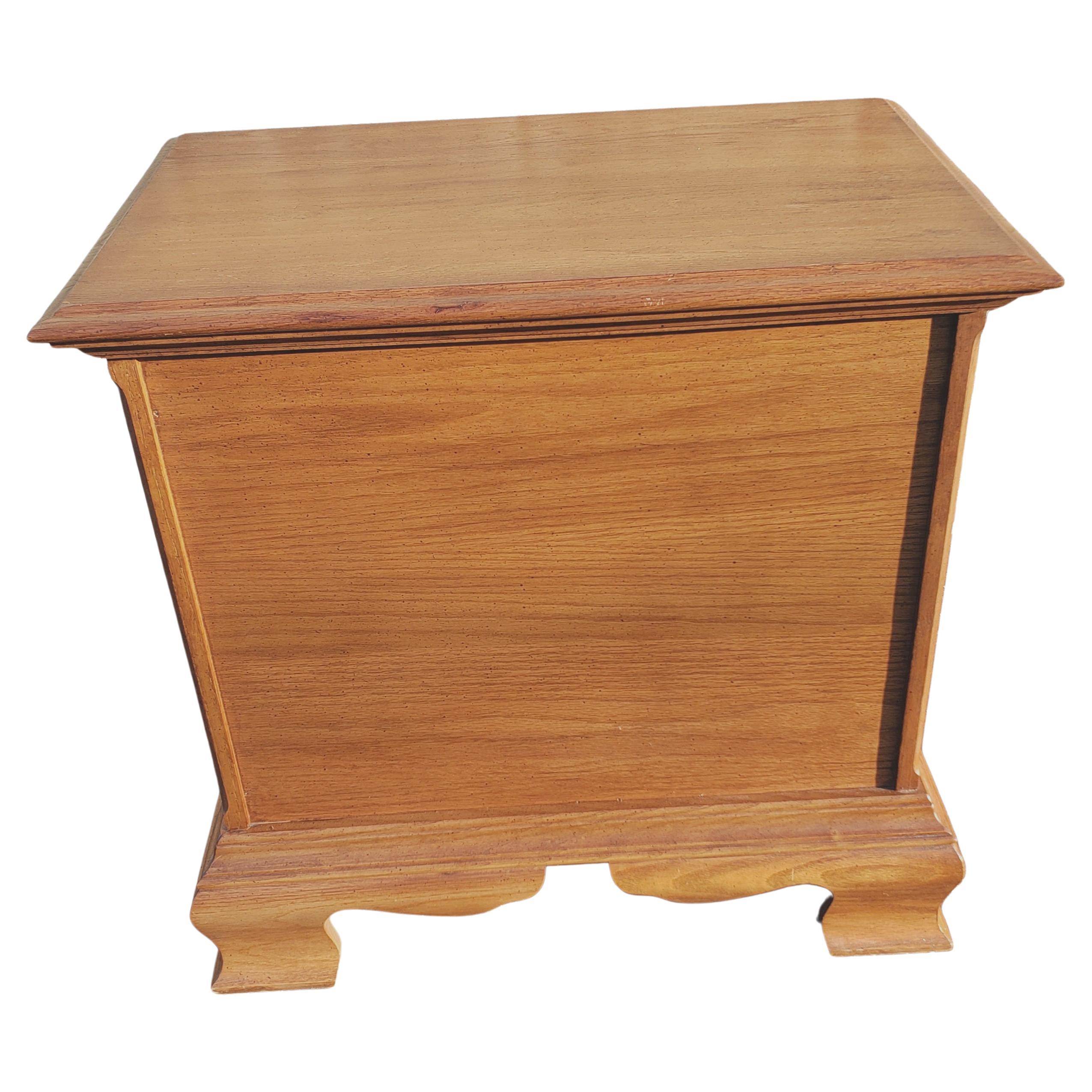 Woodwork Kincaid Chippendale Oak Bedside Chest Nightstand For Sale
