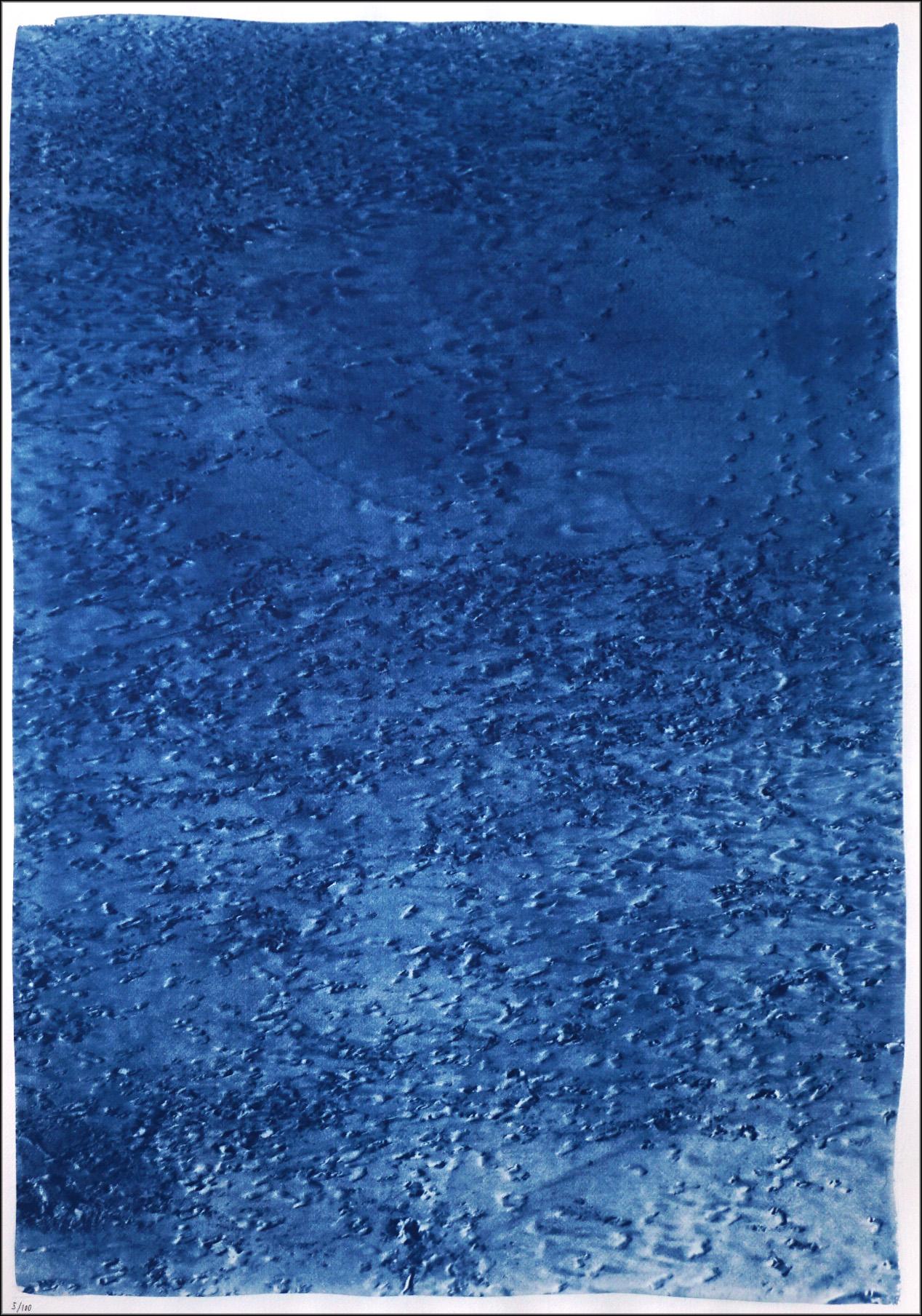 This is an exclusive handprinted limited edition cyanotype.

This beautiful triptych shows a smooth wave peacefully reaching the shore in Costa Rica.

Details:
+ Title: Calm Costa Rica Shore
+ Year: 2023
+ Edition Size: 100
+ Stamped and Certificate