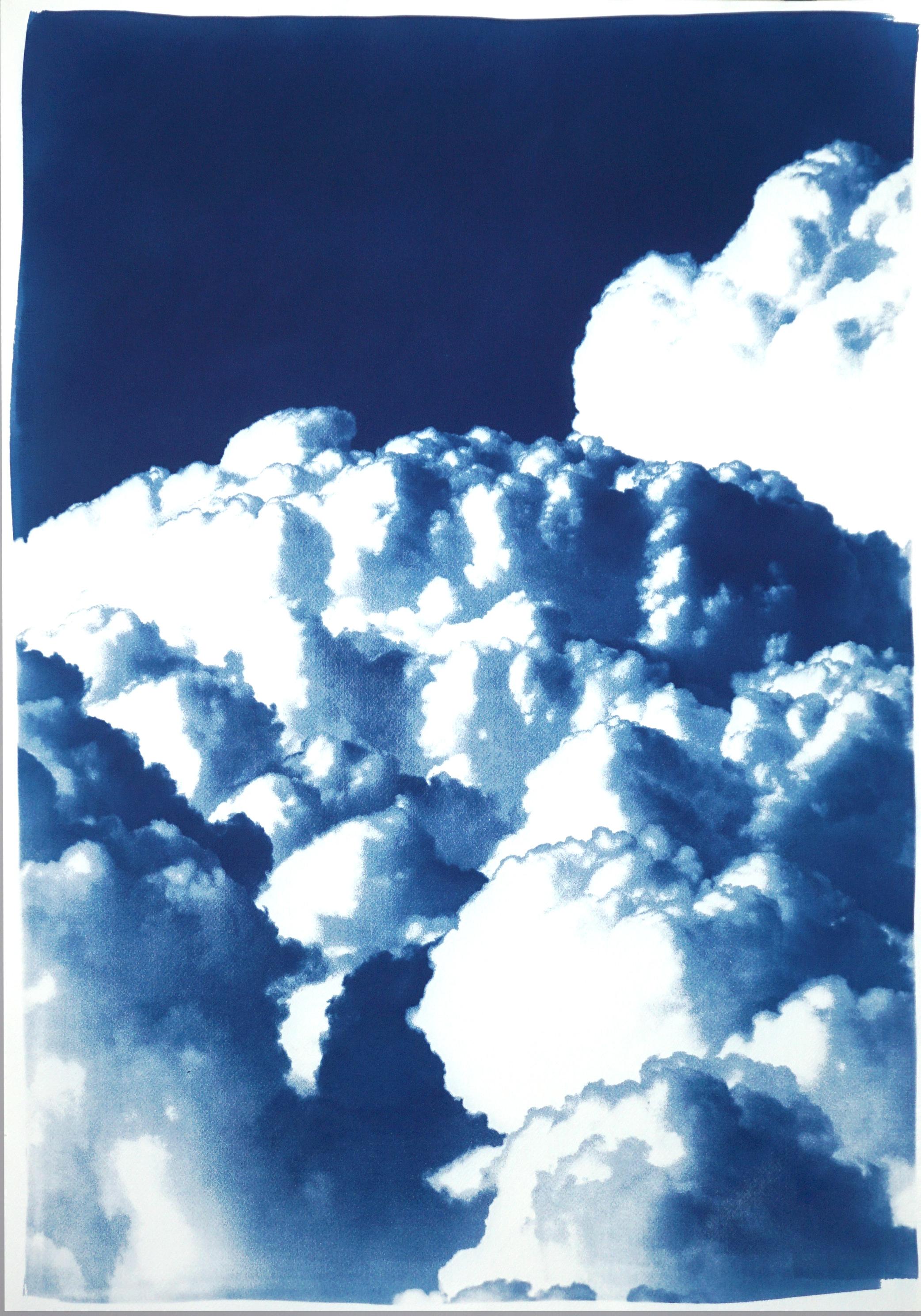 Mehrteiliges Triptychon, Serene Gorgeous Clouds, Handgefertigte Cyanotype, Blau und Weiß (Violett), Landscape Print, von Kind of Cyan