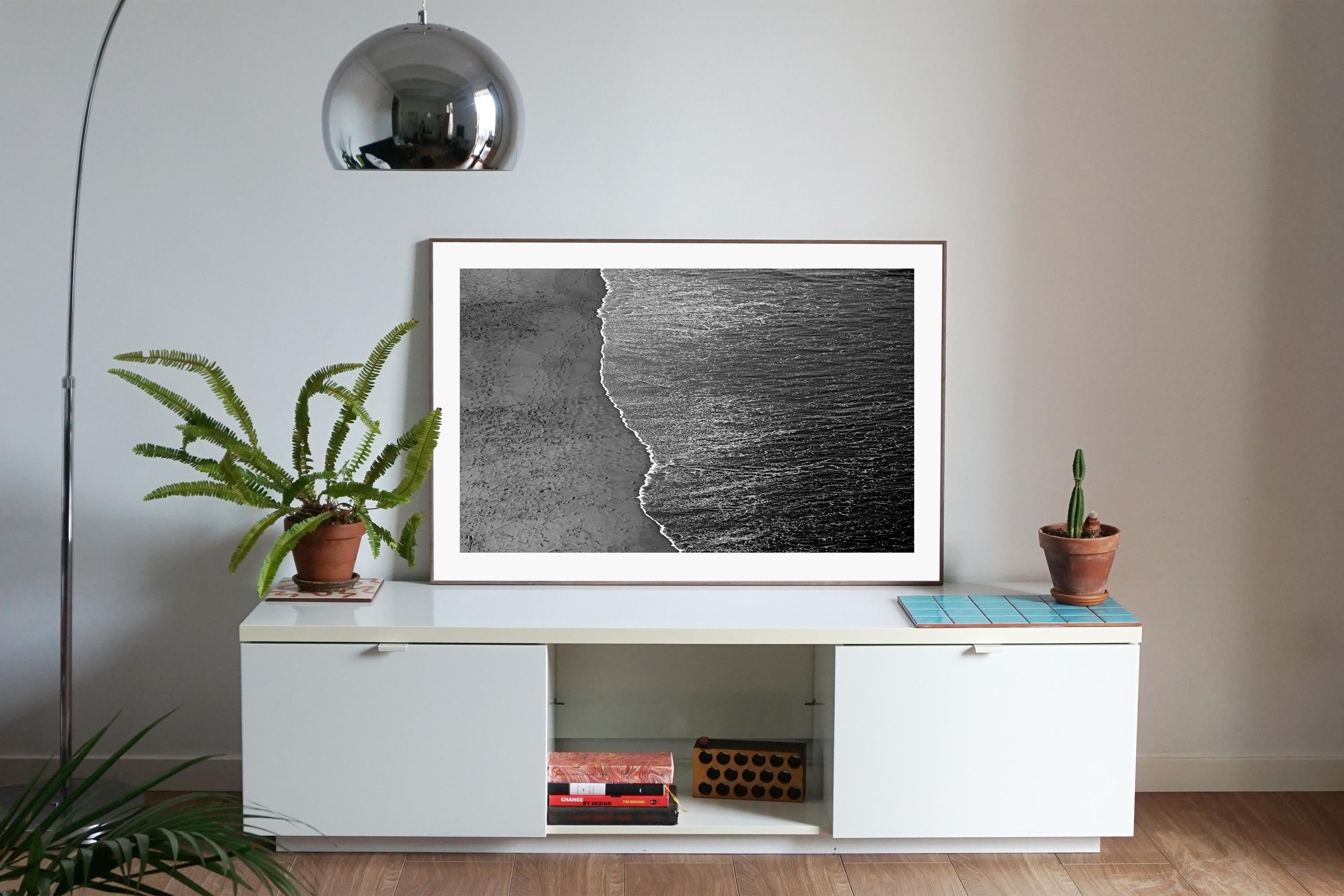 Calm Costa Rica Shore, Minimal Large Black and White Giclée Photograph Seascape For Sale 1