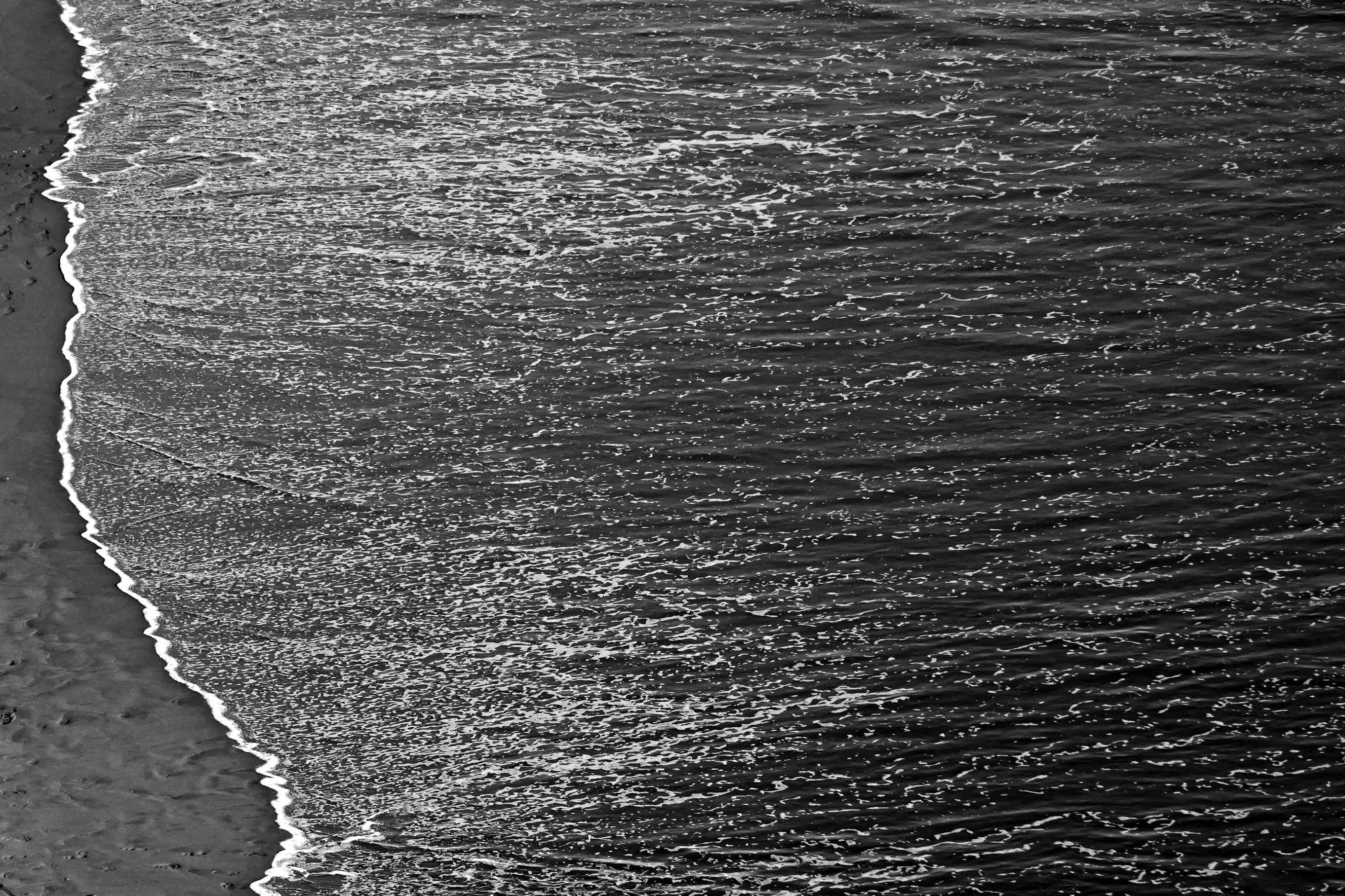 Calm Costa Rica Shore, Minimal Large Black and White Giclée Photograph Seascape For Sale 3