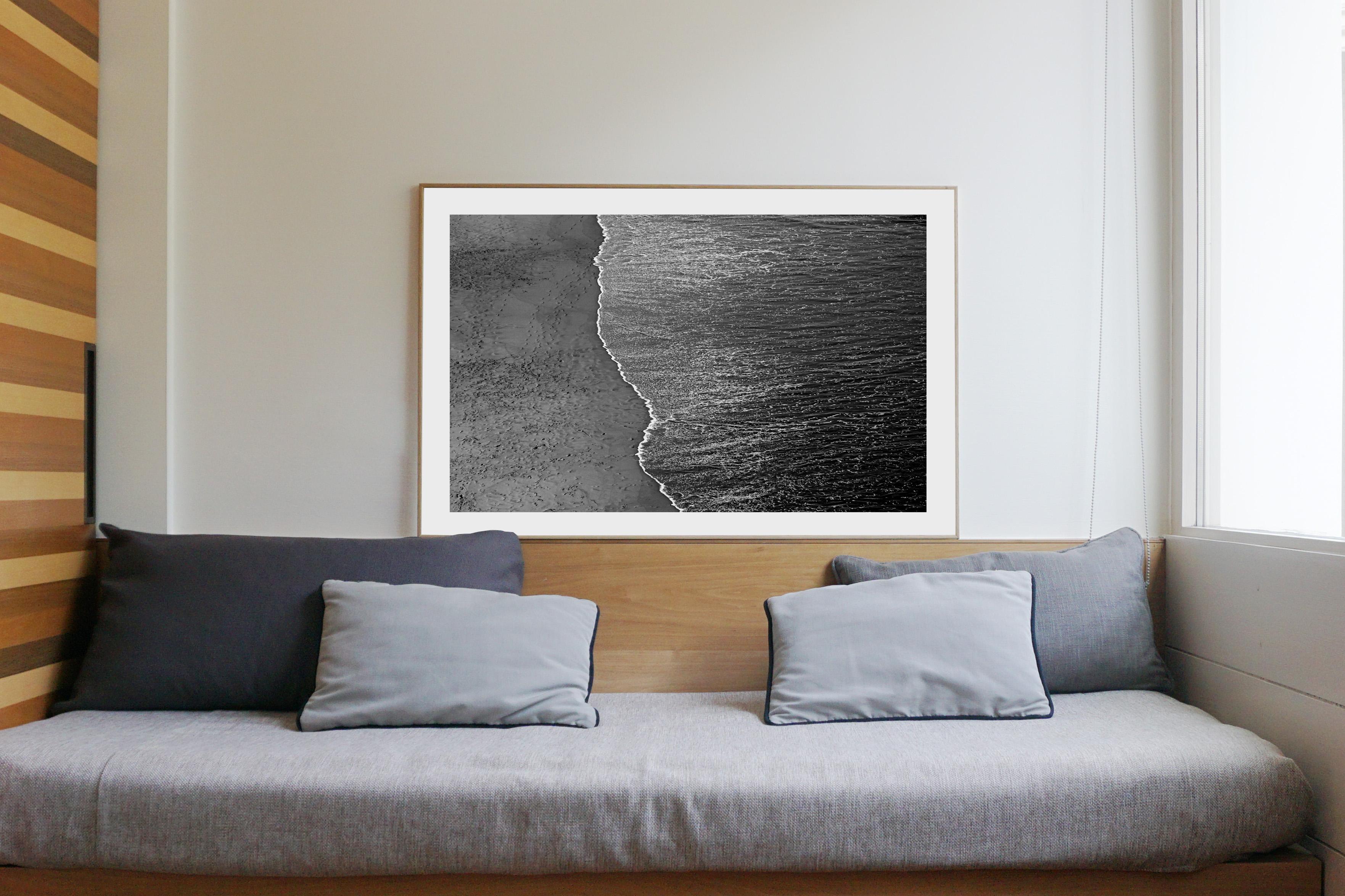 Calm Costa Rica Shore, Minimal Large Black and White Giclée Photograph Seascape For Sale 4