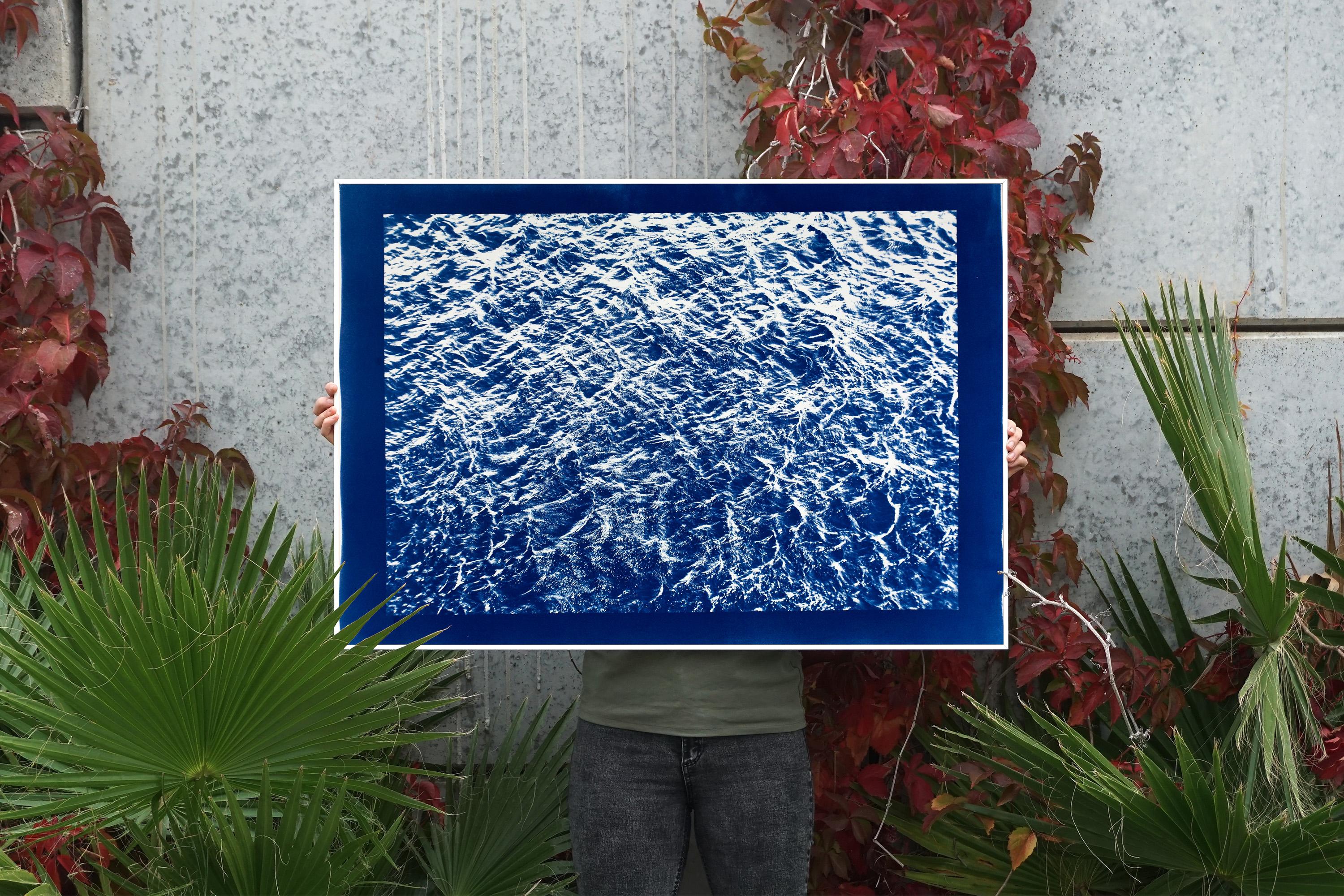 Très grand paysage marin cyanotype représentant des courants d'océan Pacifique, bleu et blanc nautique en vente 1