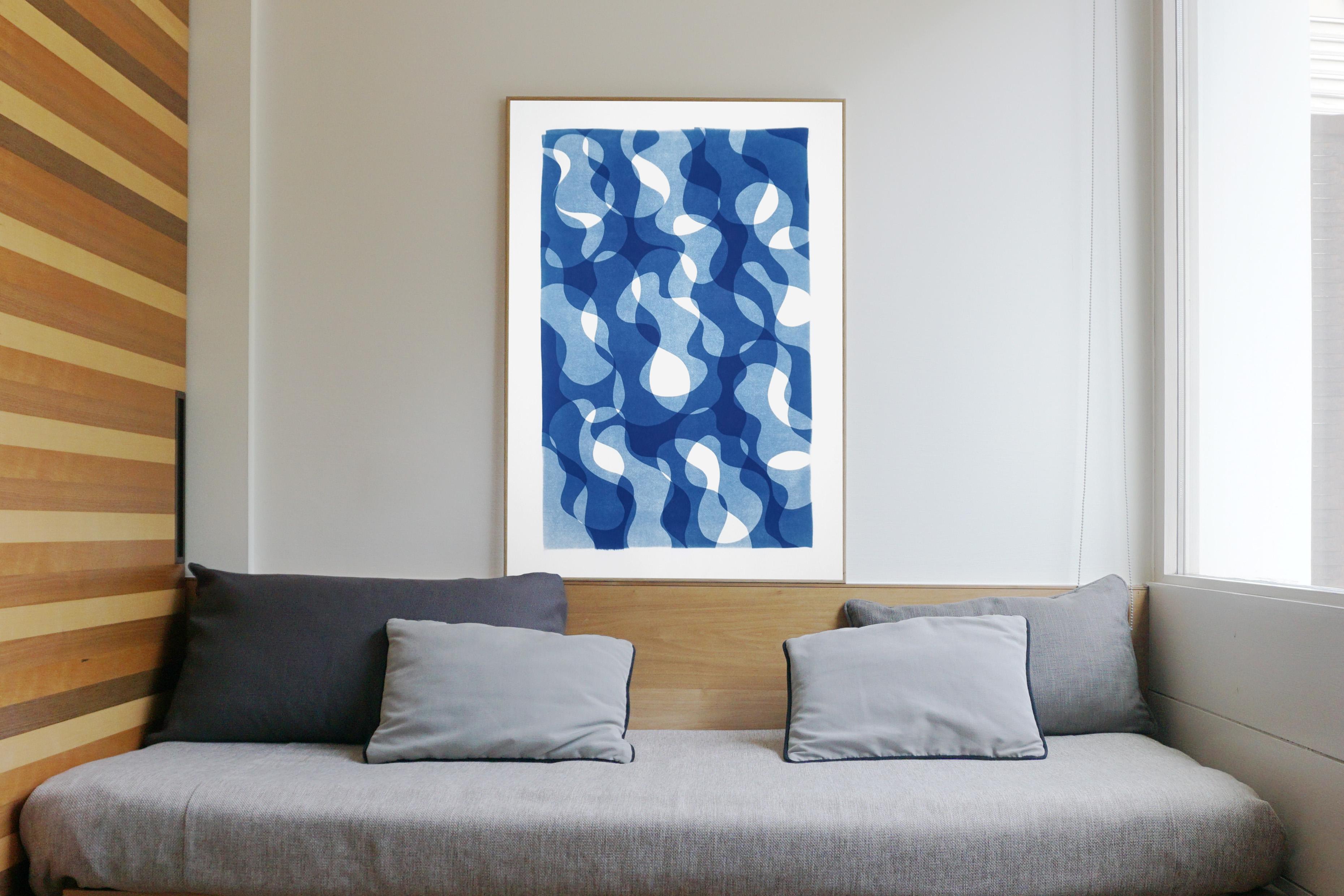 Abstract Print of Geometric Water Movement in Blue Tones, Memphis Shapes Style 1