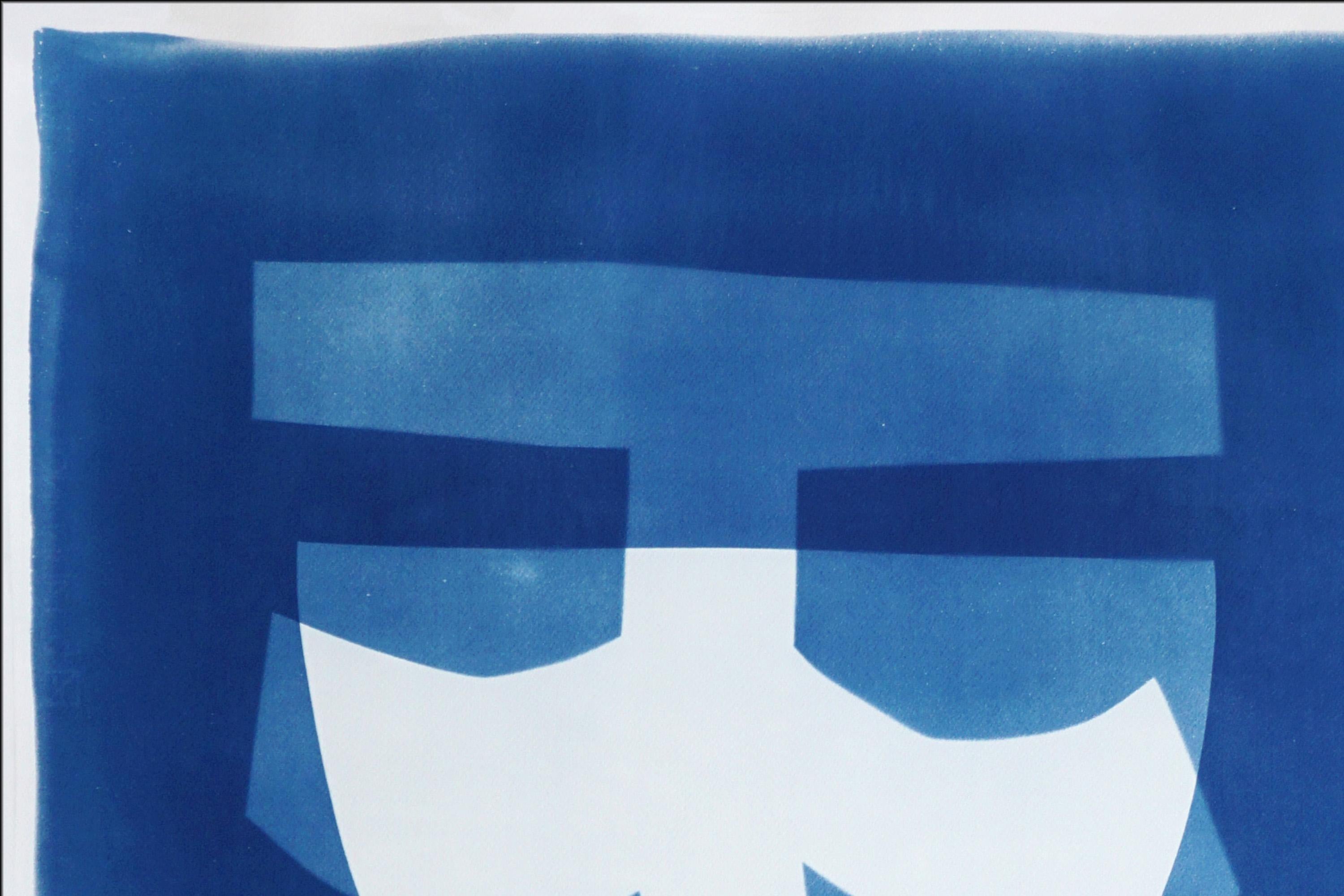Asiatisches Totem in Weiß und Blau, einzigartige Monotypie Cyanotypie auf Aquarellpapier im Angebot 4