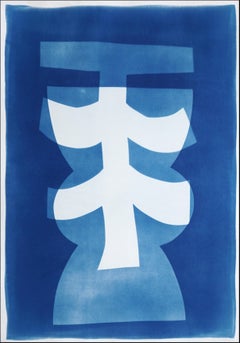 Tótem asiático en blanco y azul, monotipo único cianotipo sobre papel de acuarela