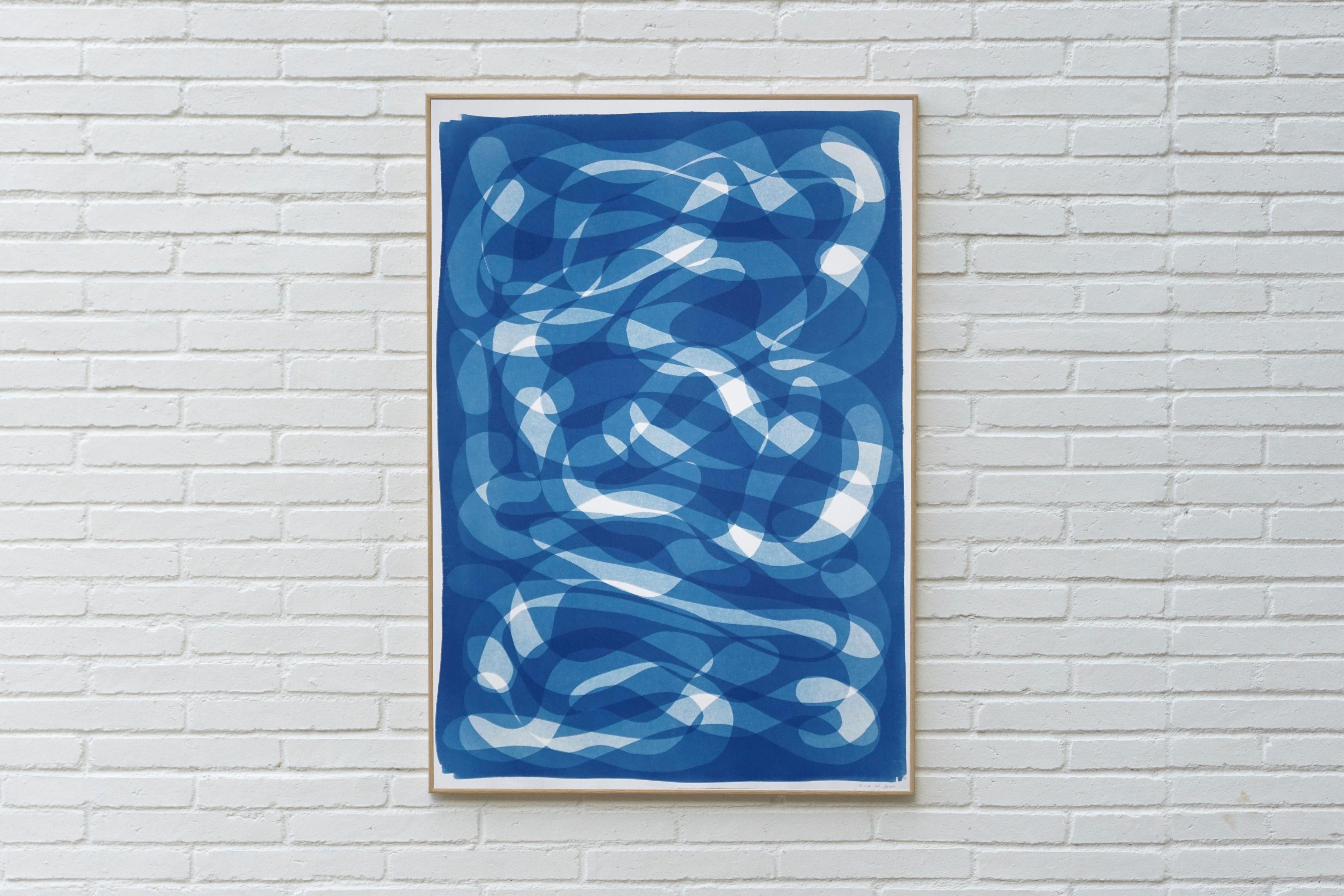 Blaue Knoten und Creolen, blaue Töne, Monotypie auf Aquarellpapier mit organischen Linien  im Angebot 1