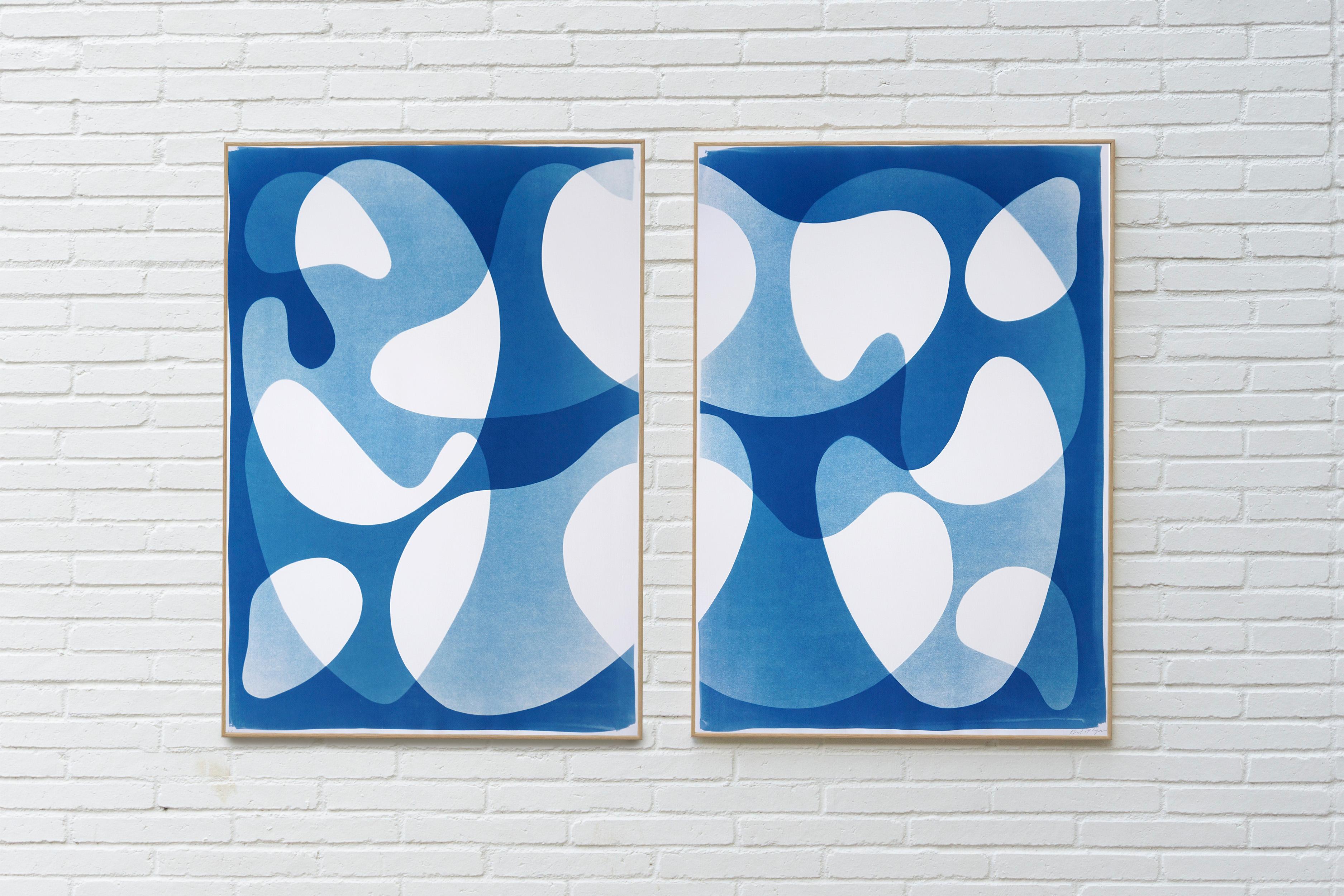 Blaue modulare Formen, organische schwebende Formen Diptychon, mobile Formen Cyanotypie im Angebot 3