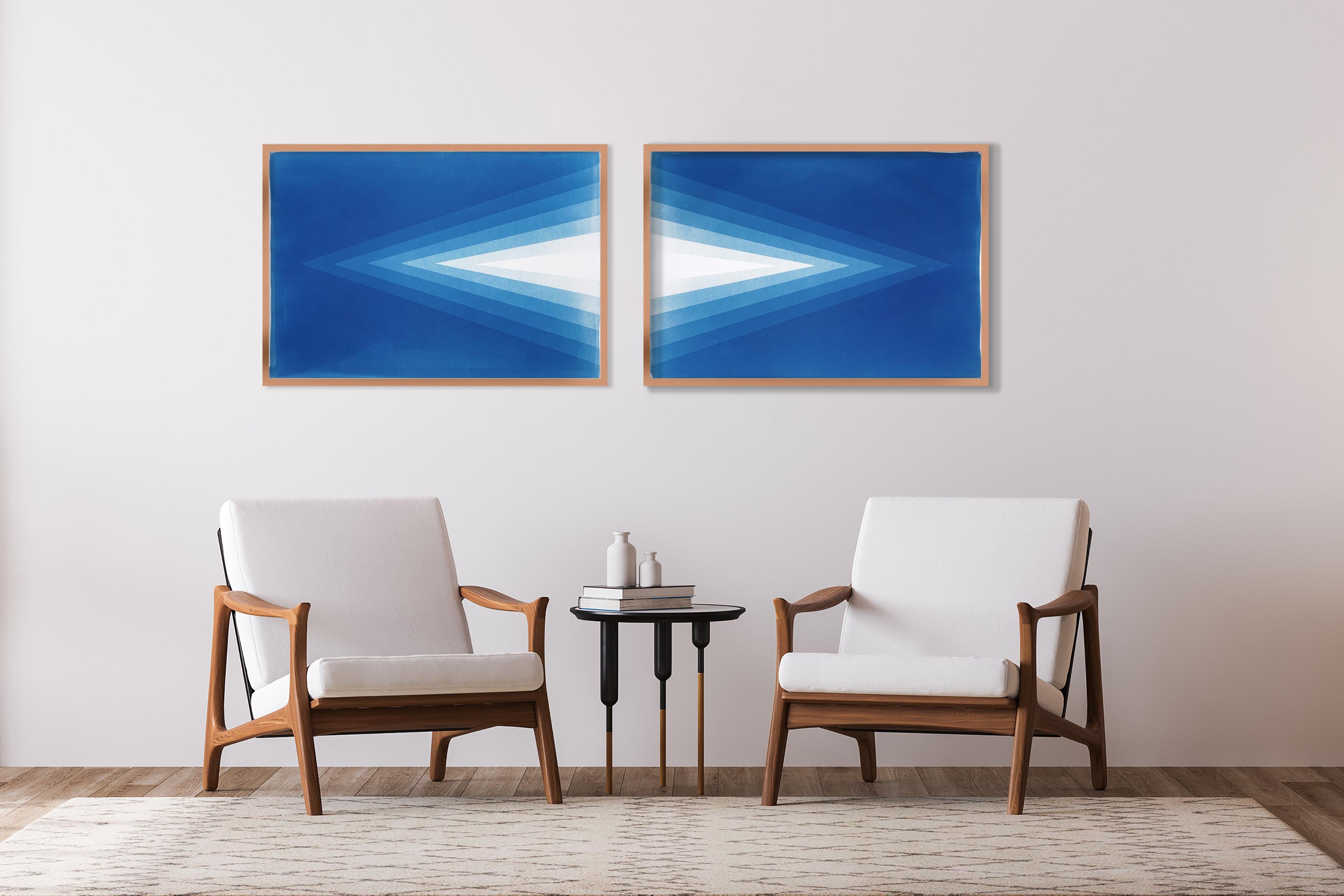 Zeitgenössisch minimalistisch, horizontales Diptychon, geometrisches blaues Diamant-Cyanotypie-Papier im Angebot 1