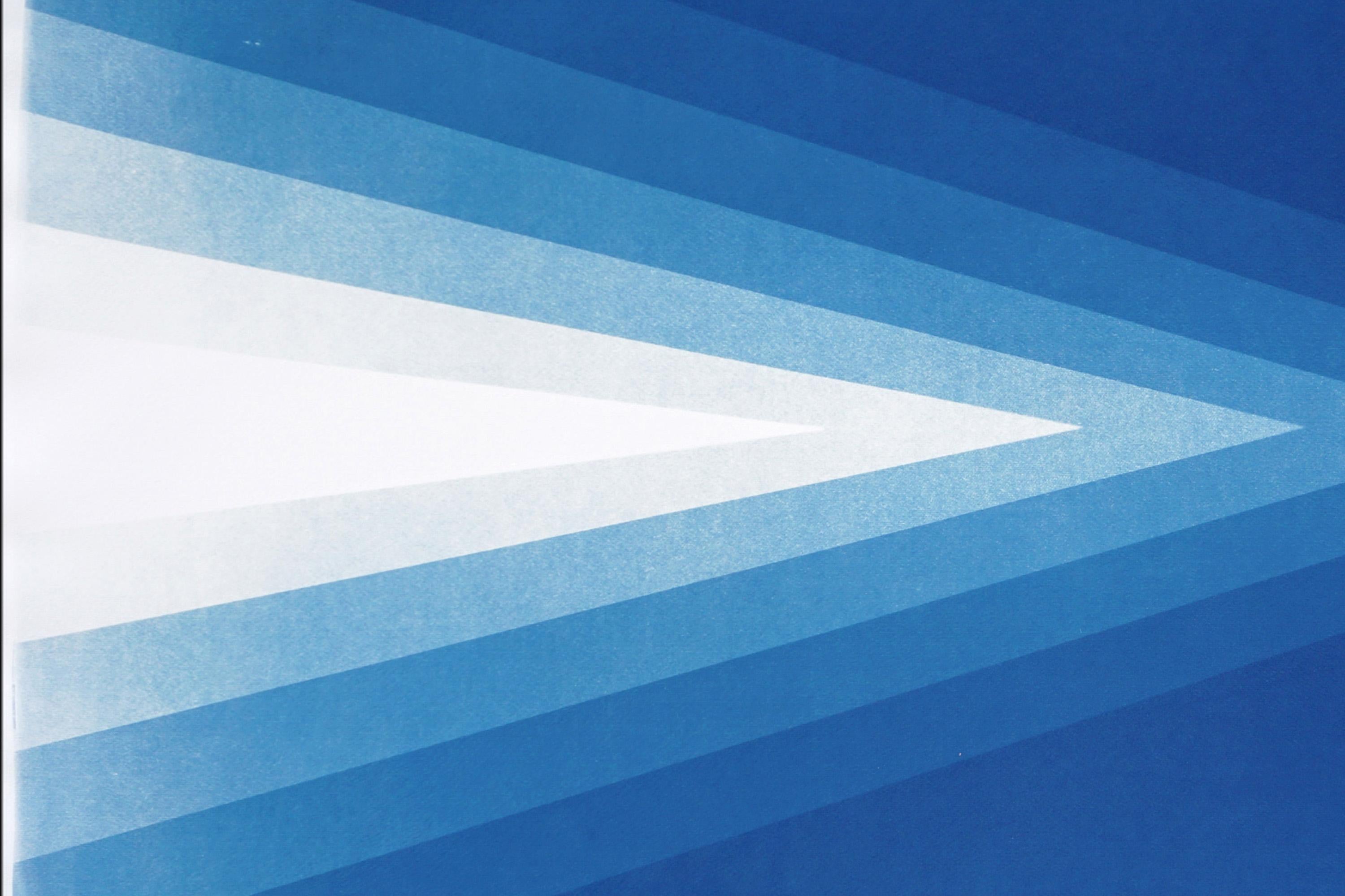 Zeitgenössisch minimalistisch, horizontales Diptychon, geometrisches blaues Diamant-Cyanotypie-Papier im Angebot 4