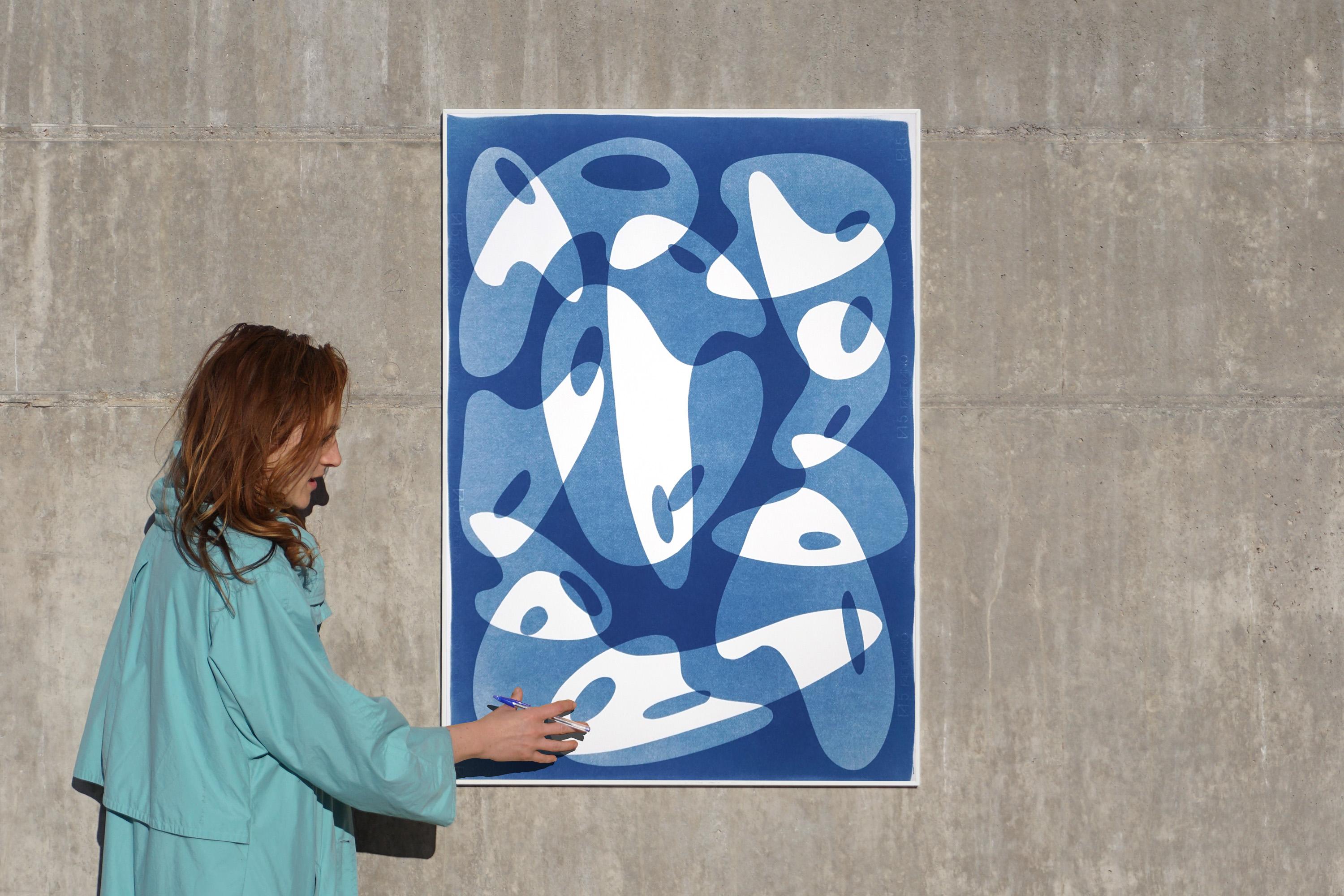 This is an exclusive handprinted unique cyanotype that takes its inspiration from the mid-century modern shapes.
It's made by layering paper cutouts and different exposures using uv-light. 

Details:
+ Title: Cool Palette Curves I
+ Year: 2021
+