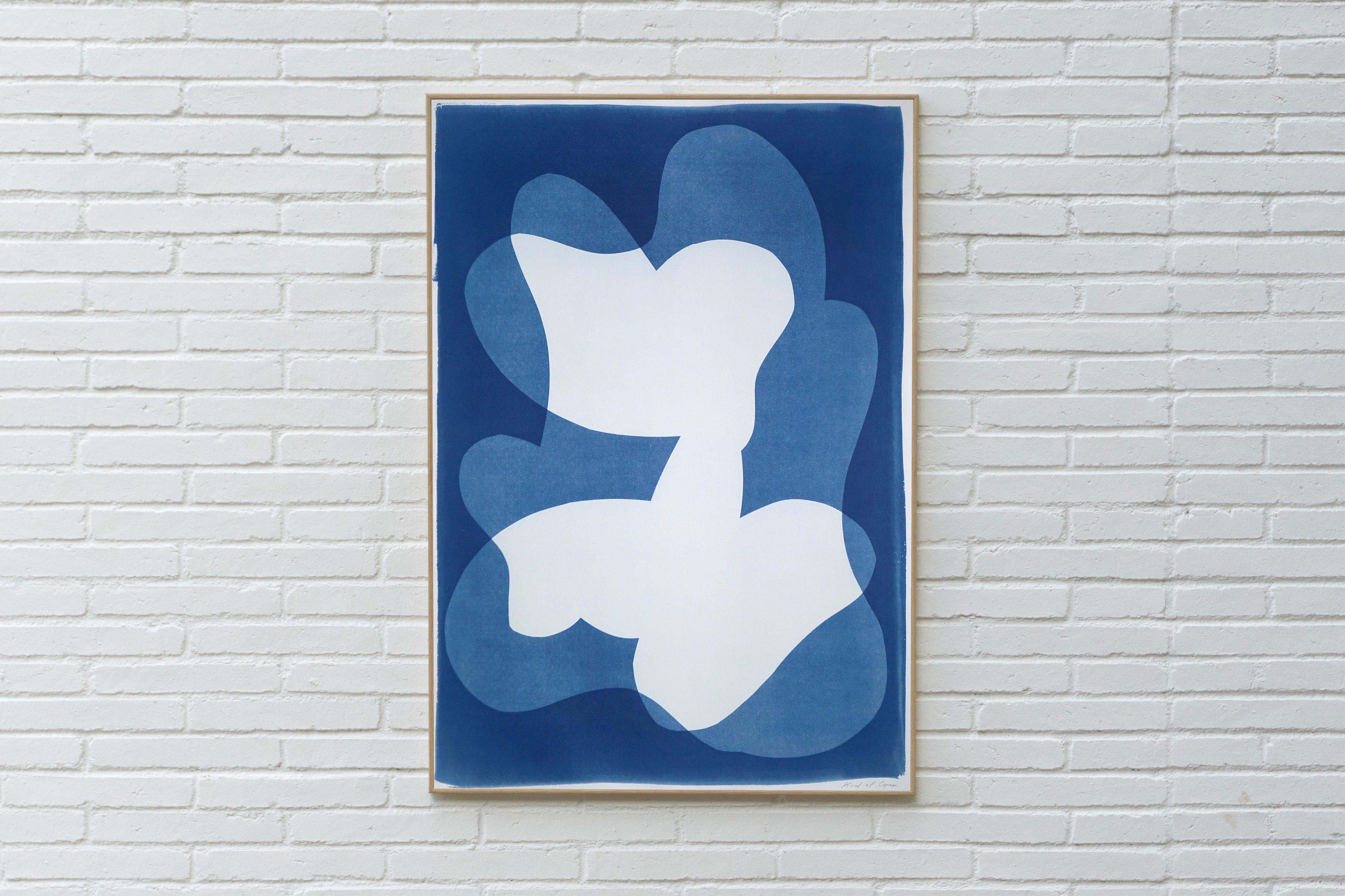 This is an exclusive handprinted unique cyanotype that takes its inspiration from the mid-century modern shapes.
It's made by layering paper cutouts and different exposures using uv-light. 

Details:
+ Title: Fat Finger
+ Year: 2022
+ Stamped and