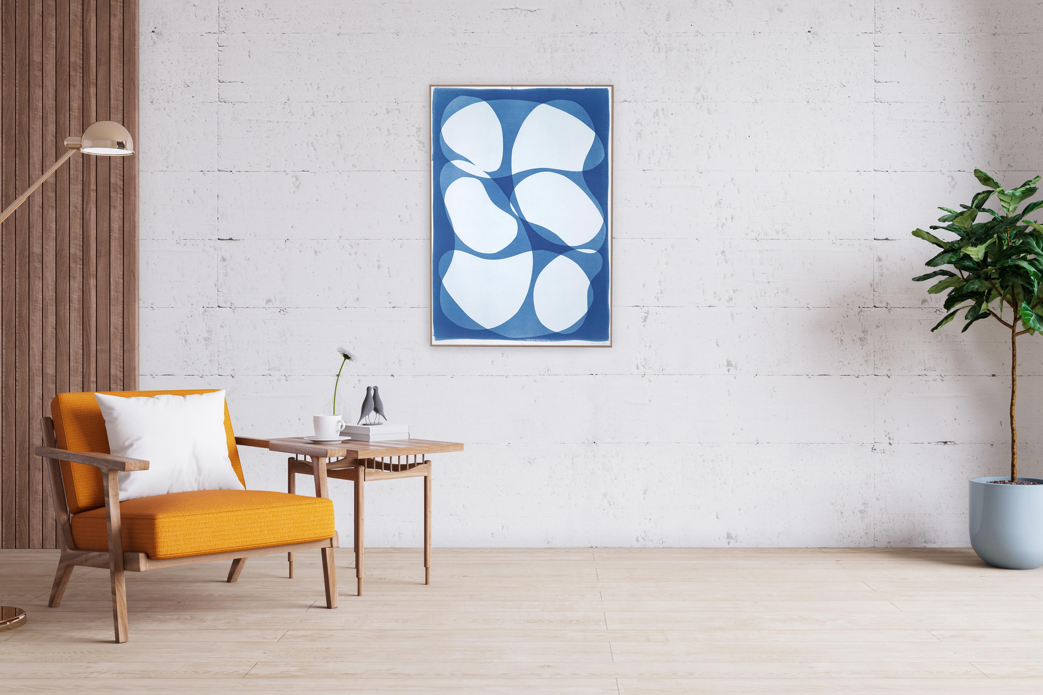 This is an exclusive handprinted unique cyanotype that takes its inspiration from the mid-century modern shapes.
It's made by layering paper cutouts and different exposures using uv-light. 

Details:
+ Title: Abstract Rounded Type
+ Year: 2022
+