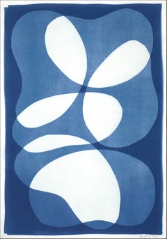 Alubias Riñón en Capas II, Blanco y Azul, Impresión Cianotipada Abstracta de Formas Mínimas