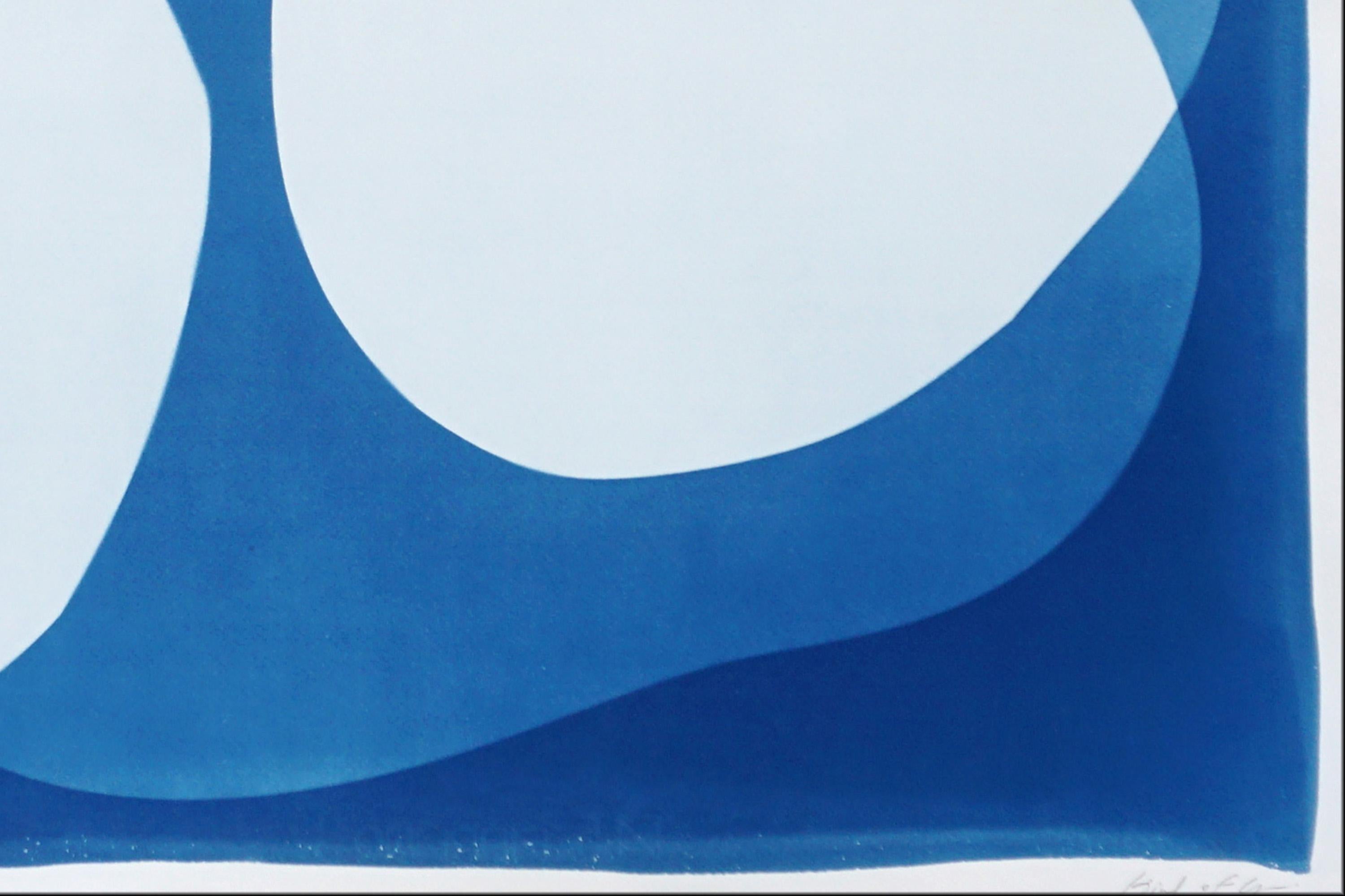 Forme moderne di metà secolo in bianco e blu, cianotipo fatto a mano, monotipo unico 3
