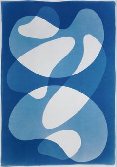 Formes abstraites du milieu du siècle, formes blanches et bleues, monotype cyanotype fait à la main