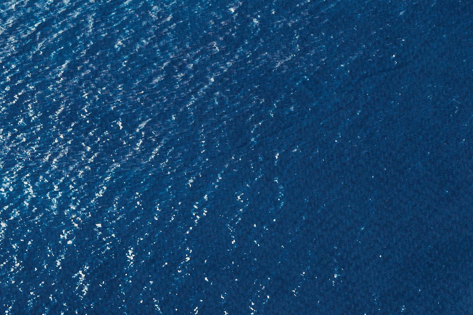 Diptyque nautique de la baie de Smooth dans la Méditerranée, cyanotype des eaux zen, papier en vente 2