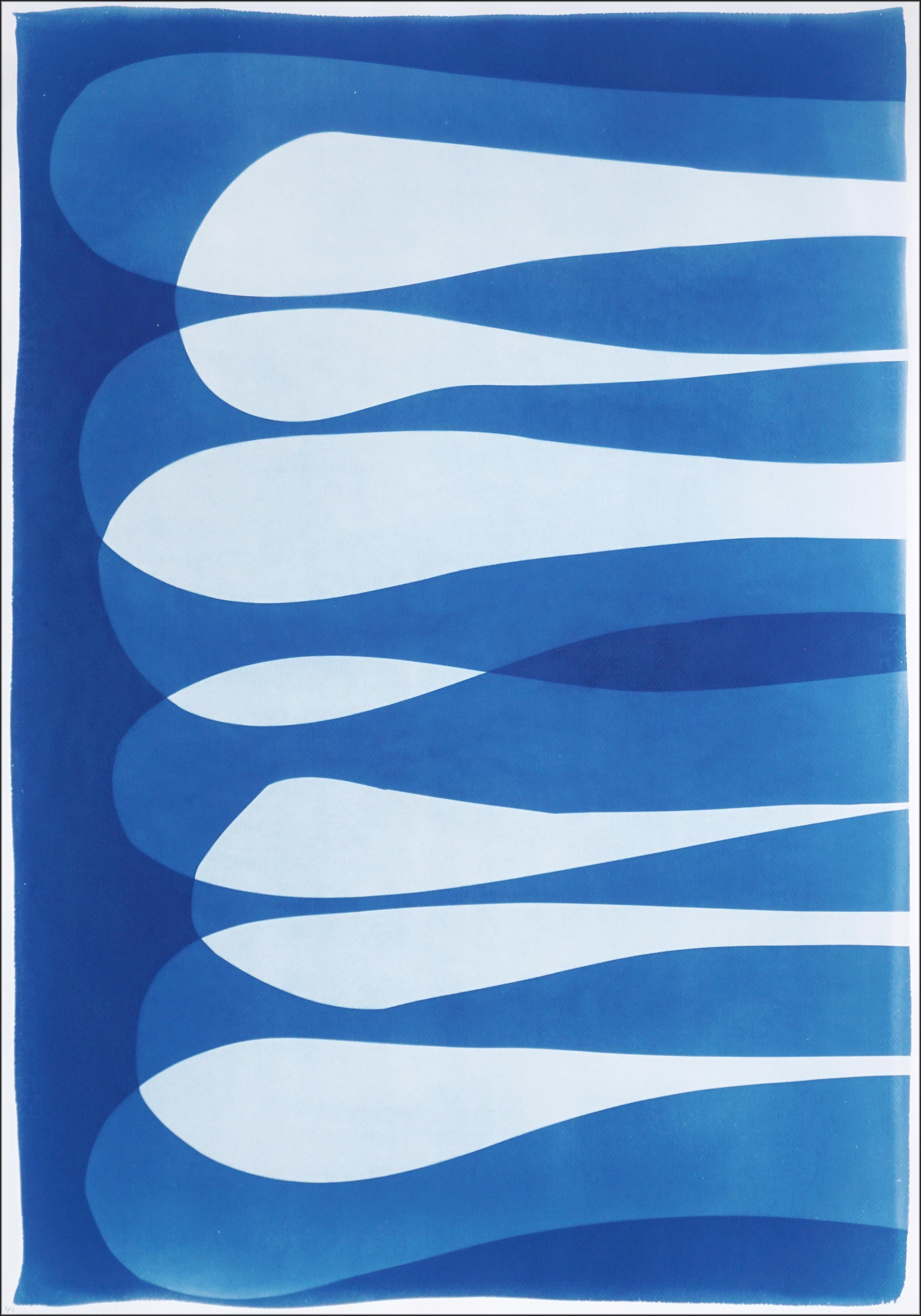 The Lake District, Unendliche Elipse Blaue Töne Vertikales Diptychon, Minimalistischer Stil (Zeitgenössisch), Print, von Kind of Cyan