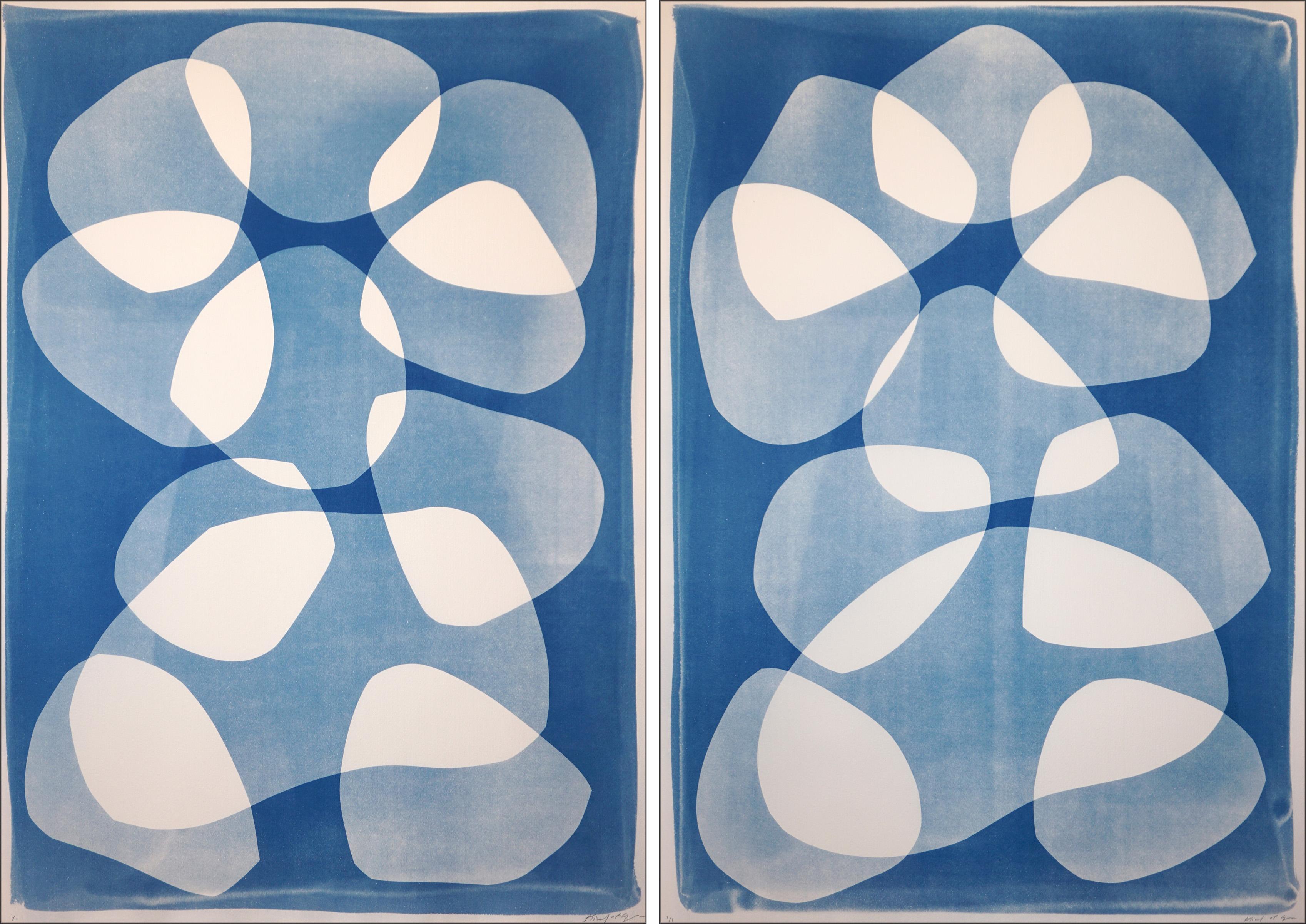 „Two Towers“, abstraktes geometrisches Diptychon in Blautönen, einzigartige Cyanotypie, Papier