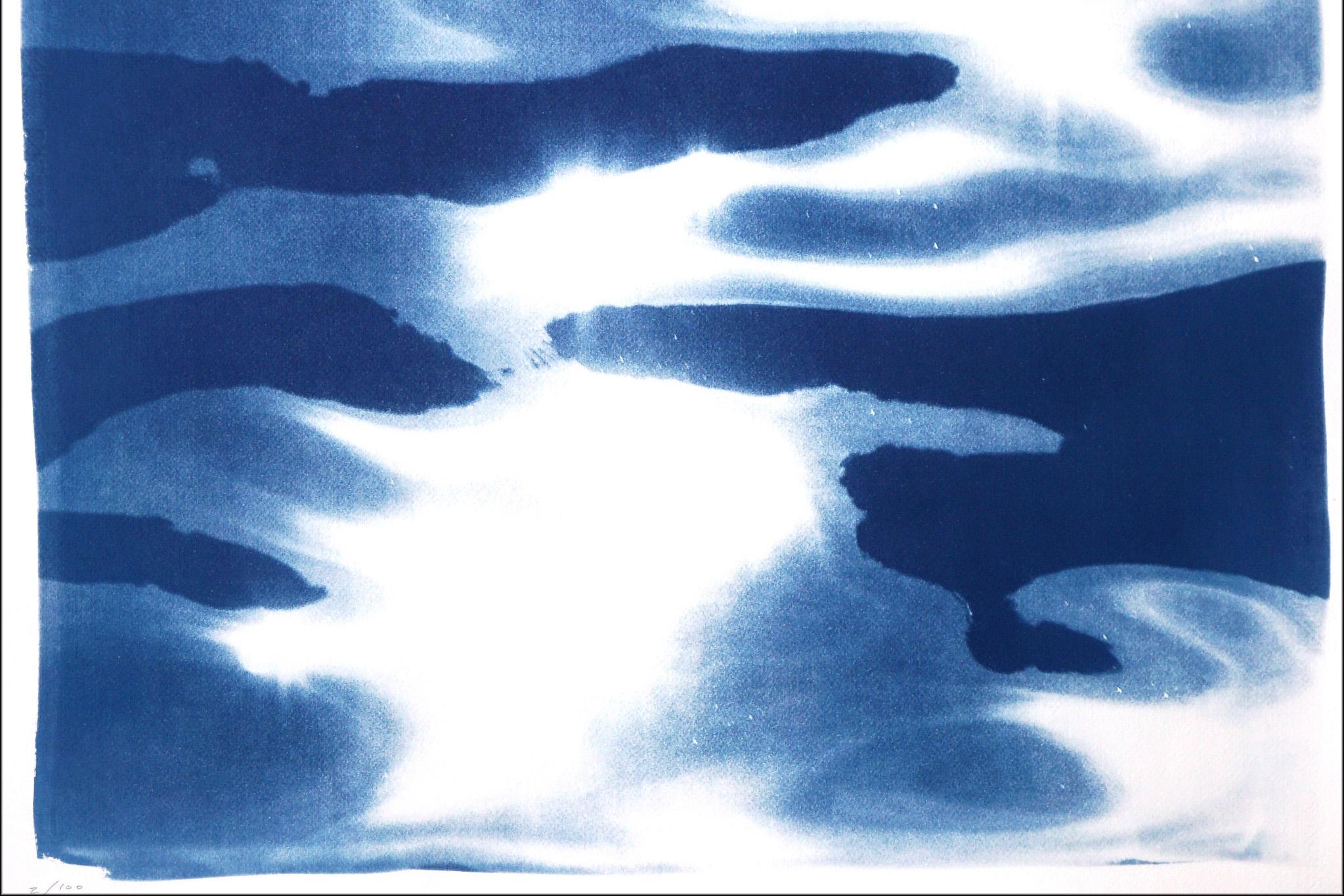 Triptyque de paysages marins de Venise, reflets de l'île de Lido bleue, cyanotype contemporain en vente 2
