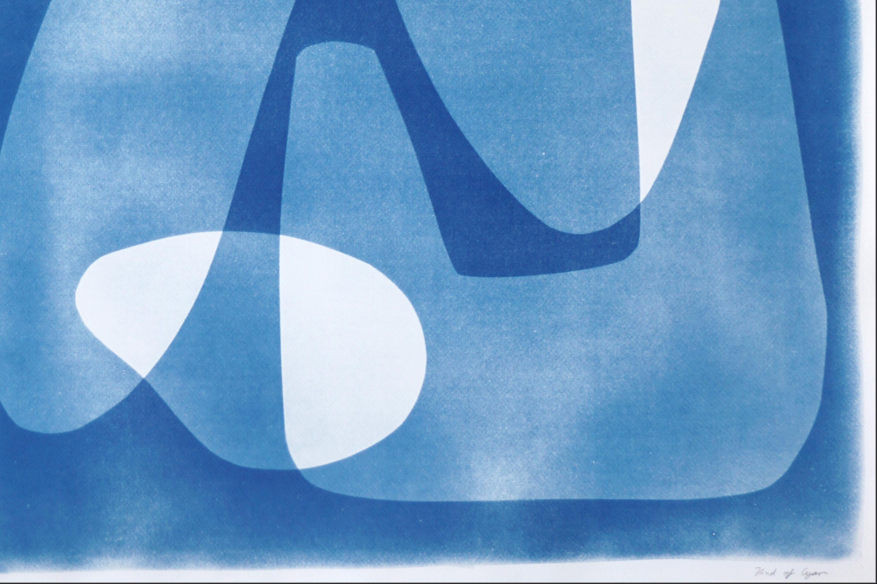 White and Blue Pattern of Palettes, Modern Floating Shapes, Unique Cyanotype  For Sale 3